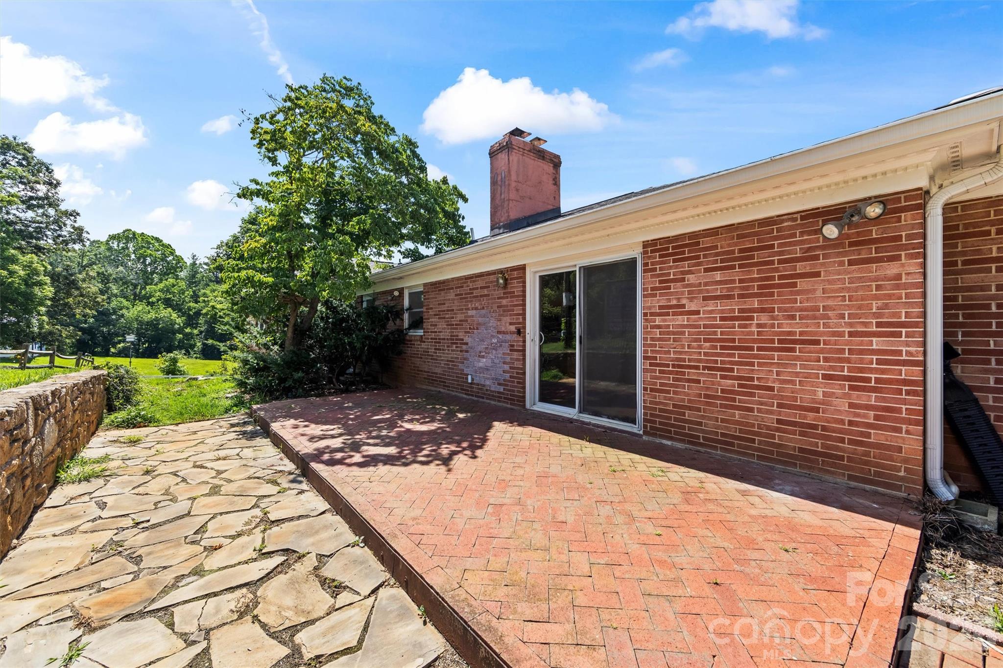 21 Hamburg Drive