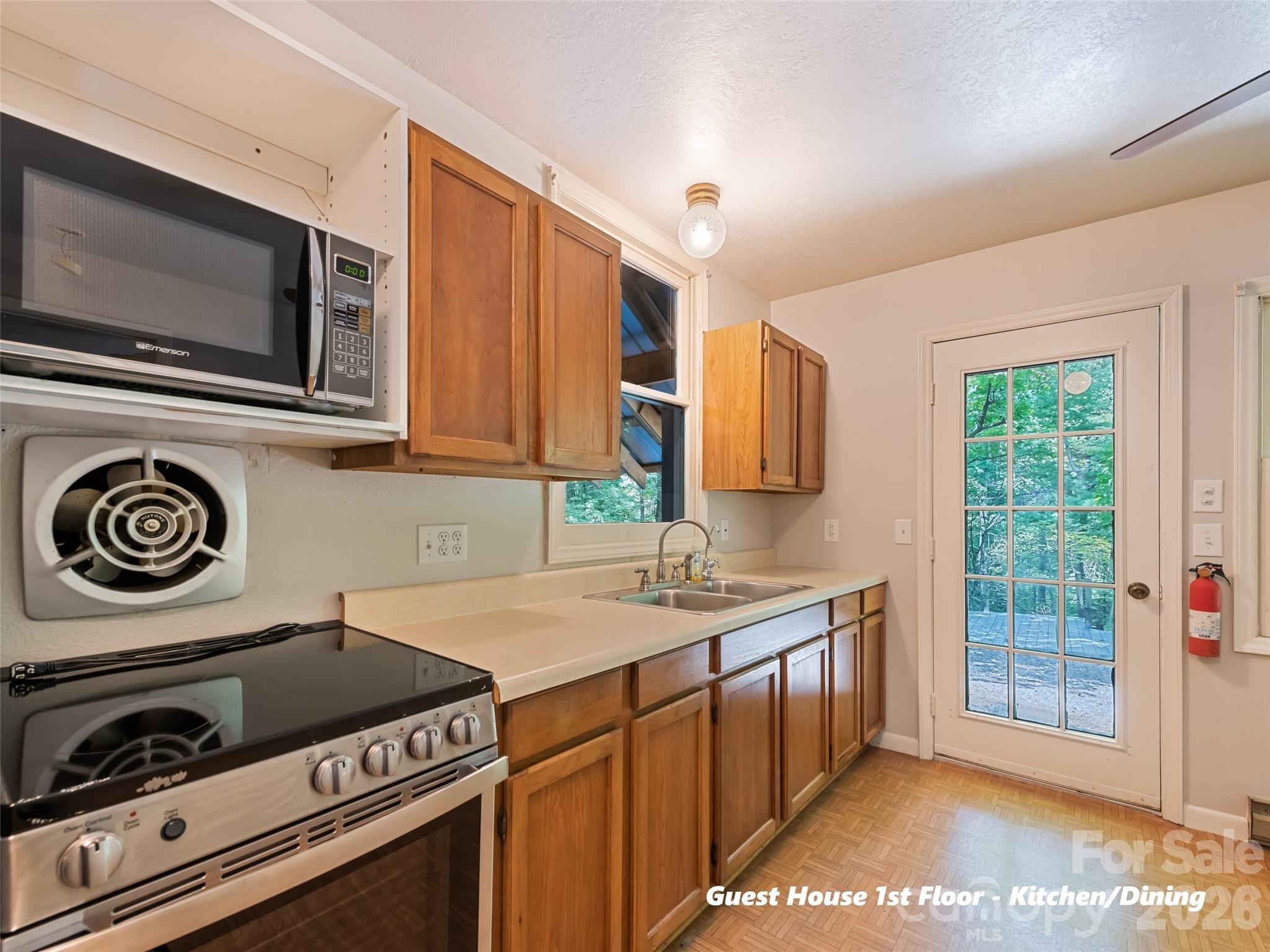 80 Merrie Way