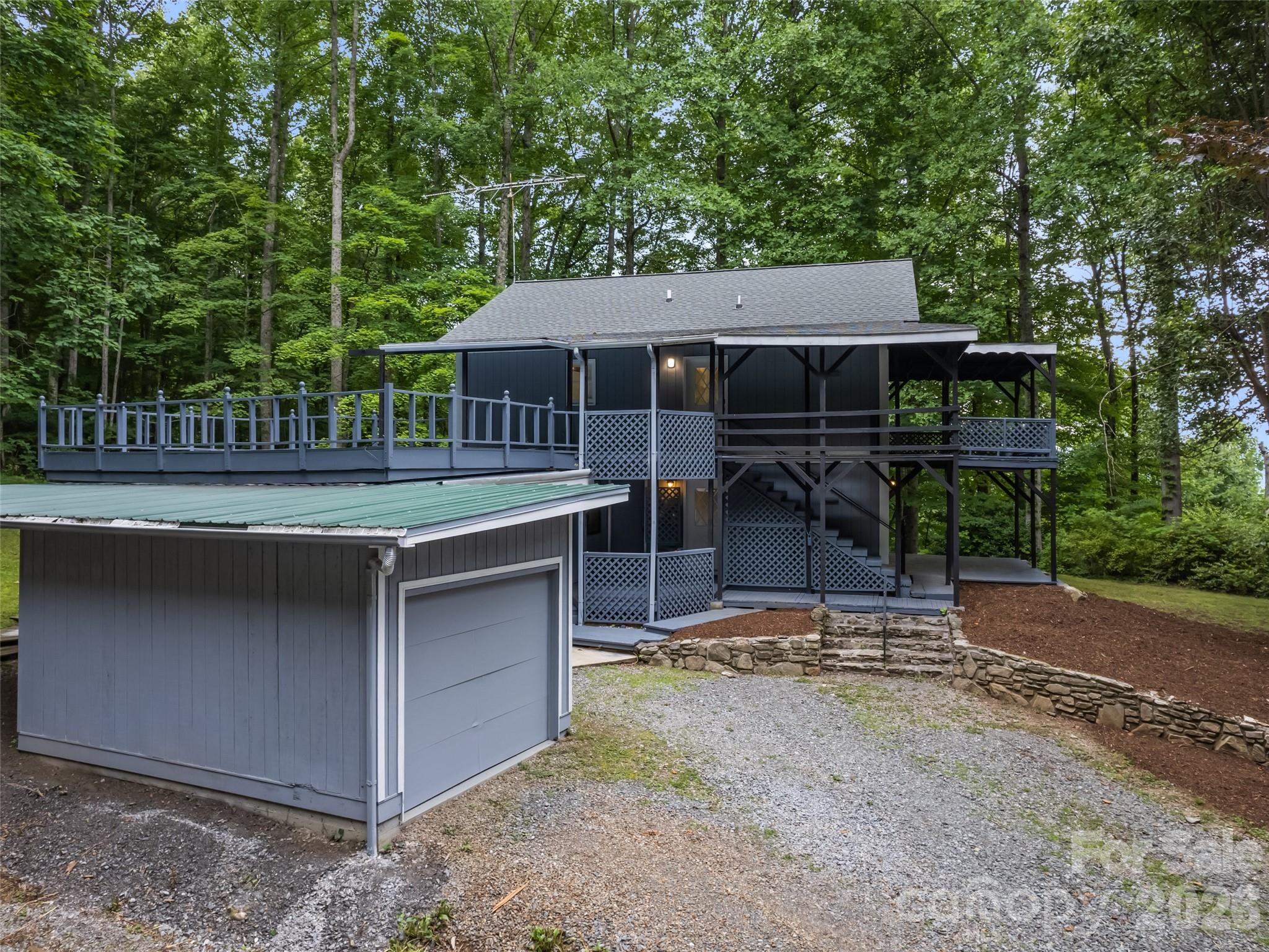 80 Merrie Way