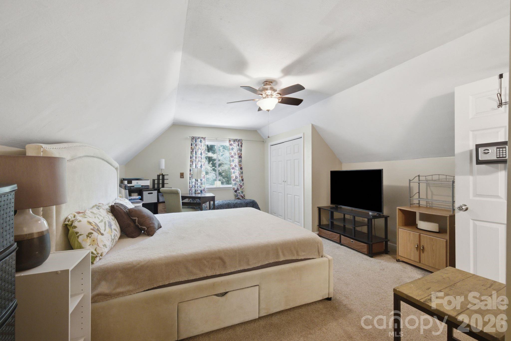 21235 Sandy Cove Road