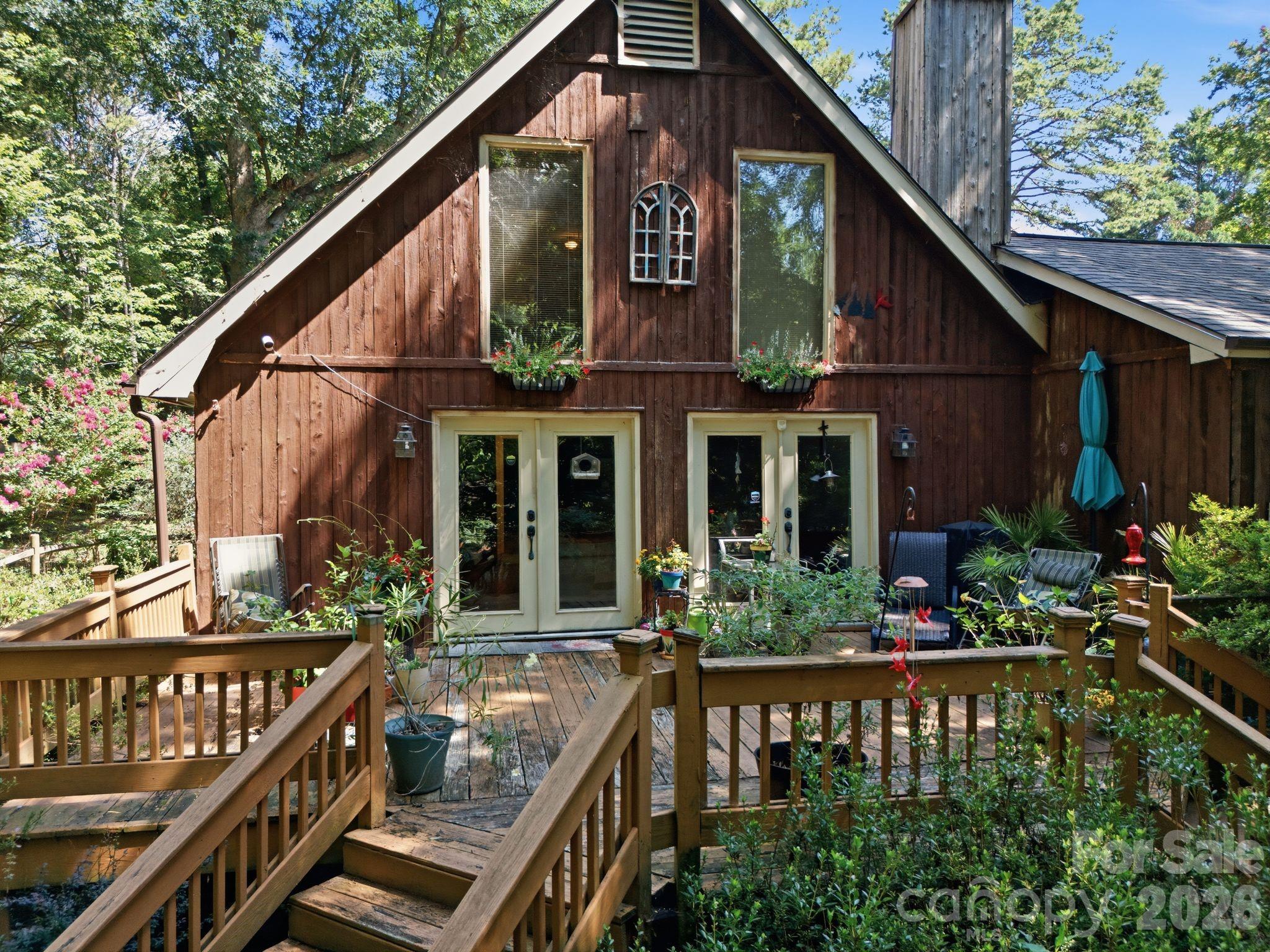 21235 Sandy Cove Road