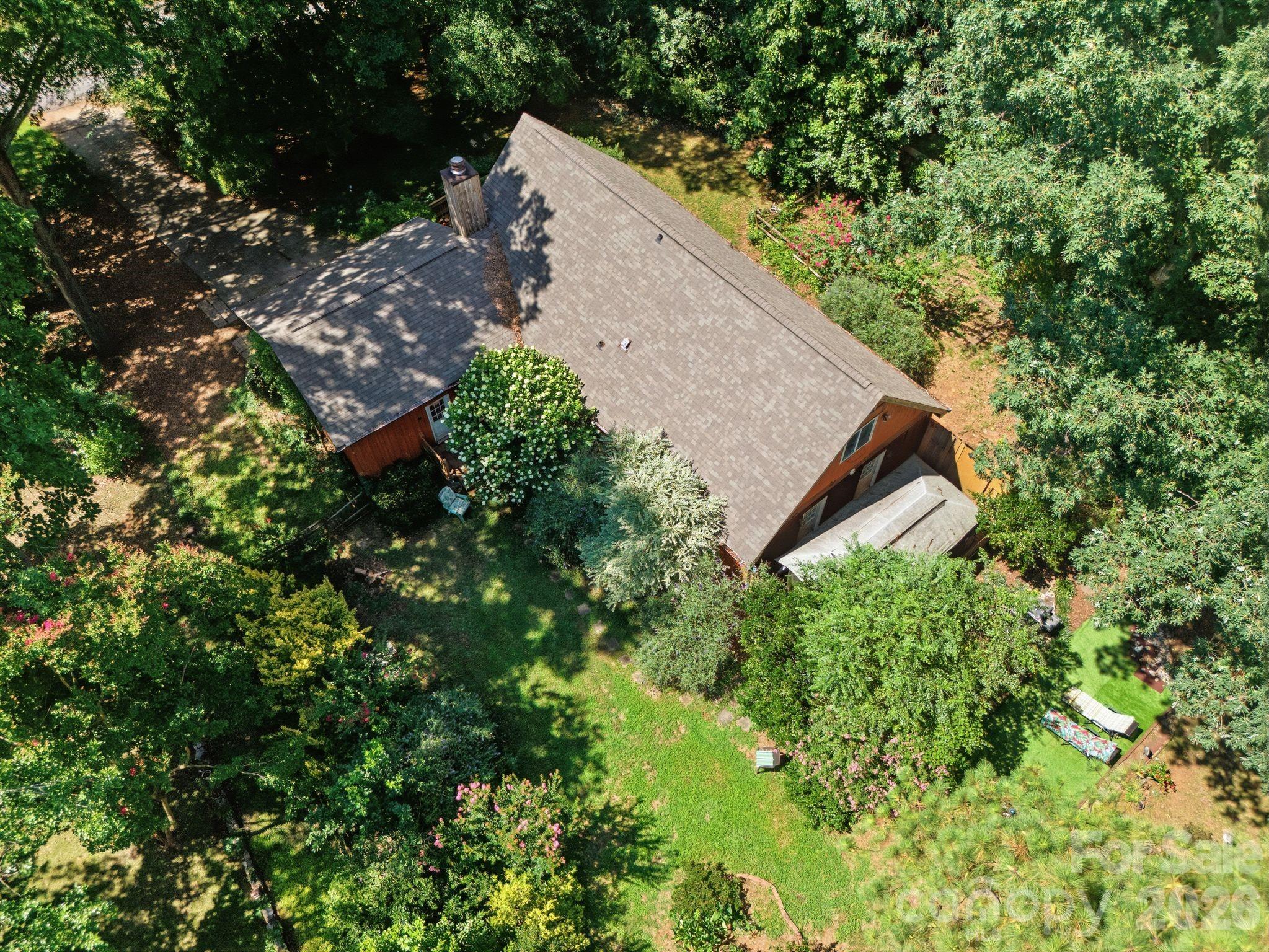 21235 Sandy Cove Road