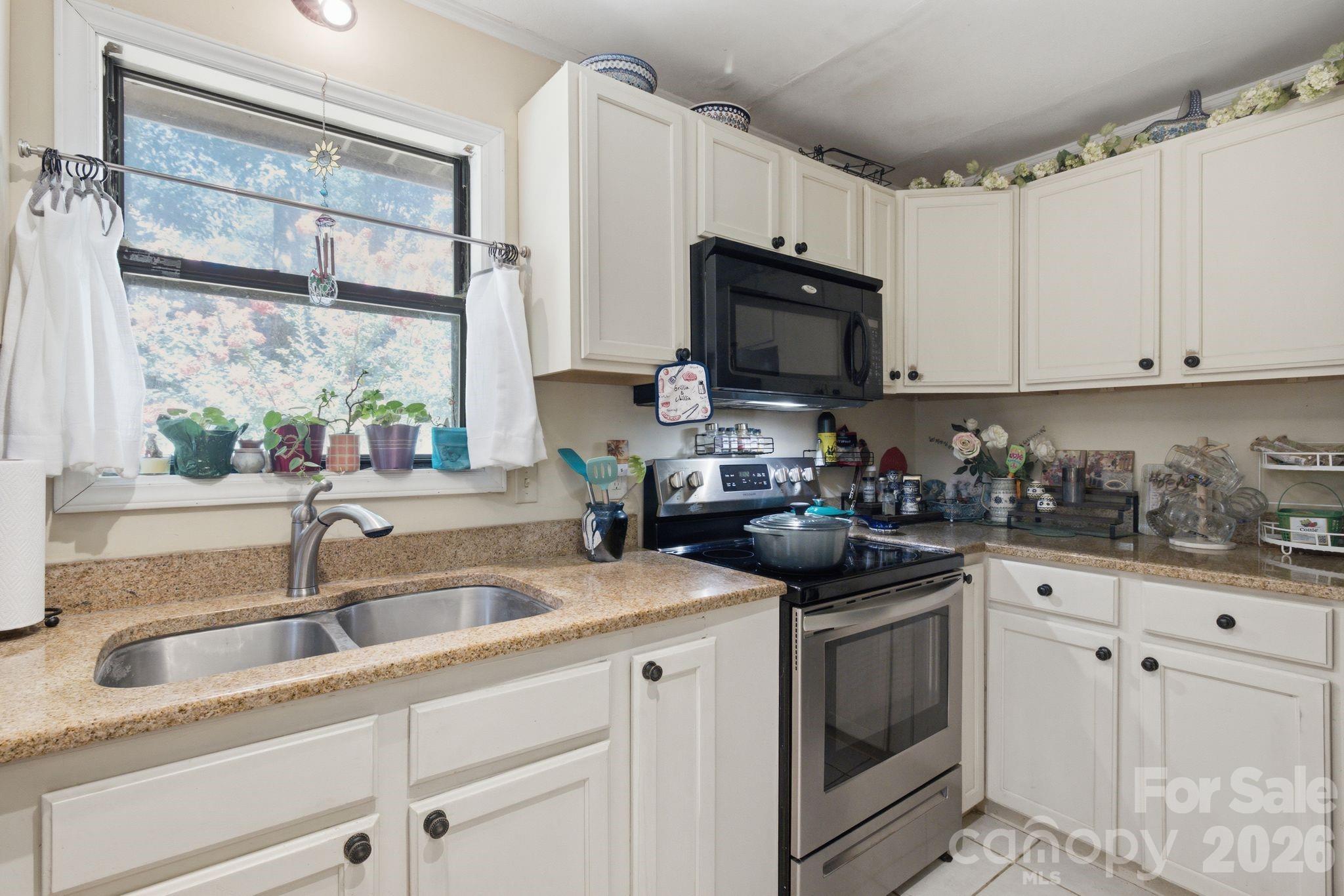 21235 Sandy Cove Road