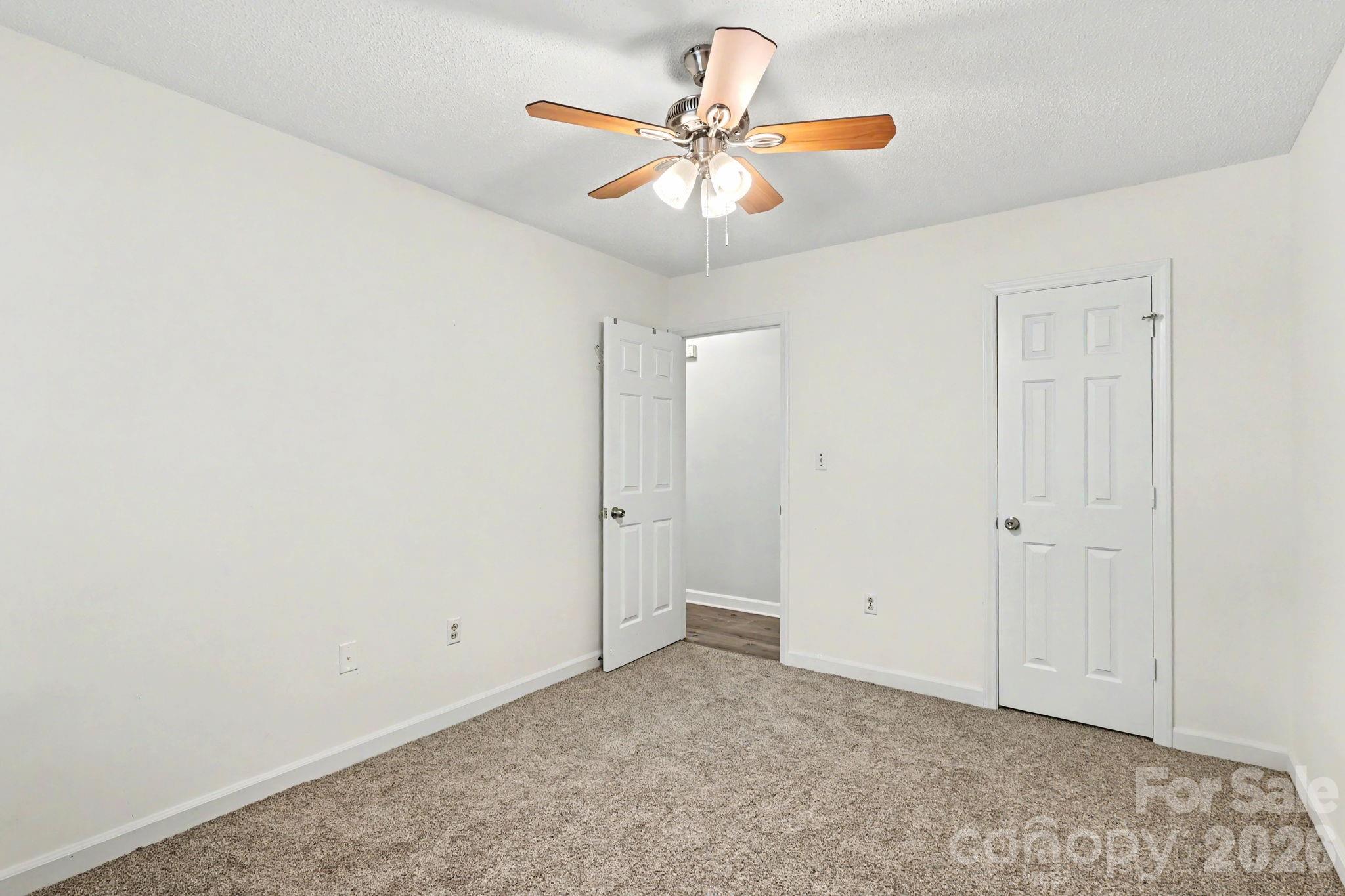 988 Cranberry Circle
