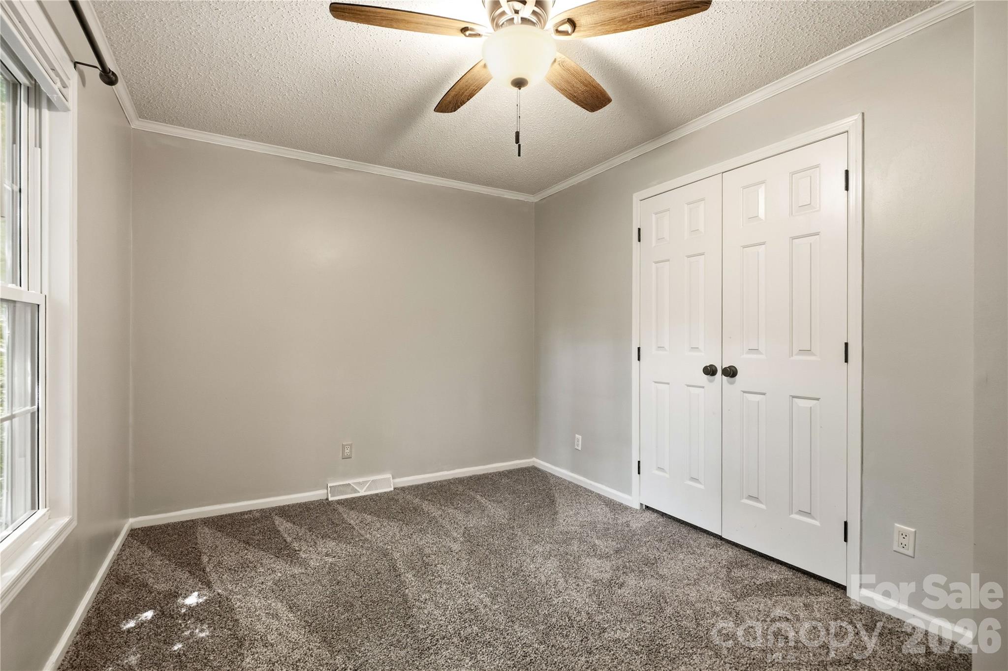 3555 Lake Bluff Drive