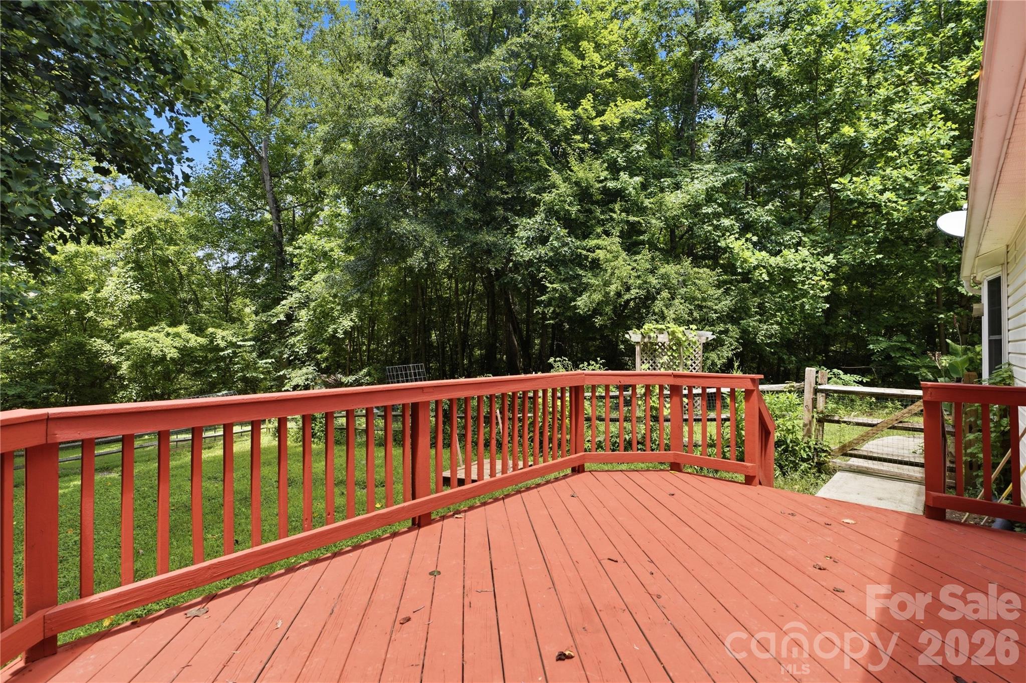 3555 Lake Bluff Drive