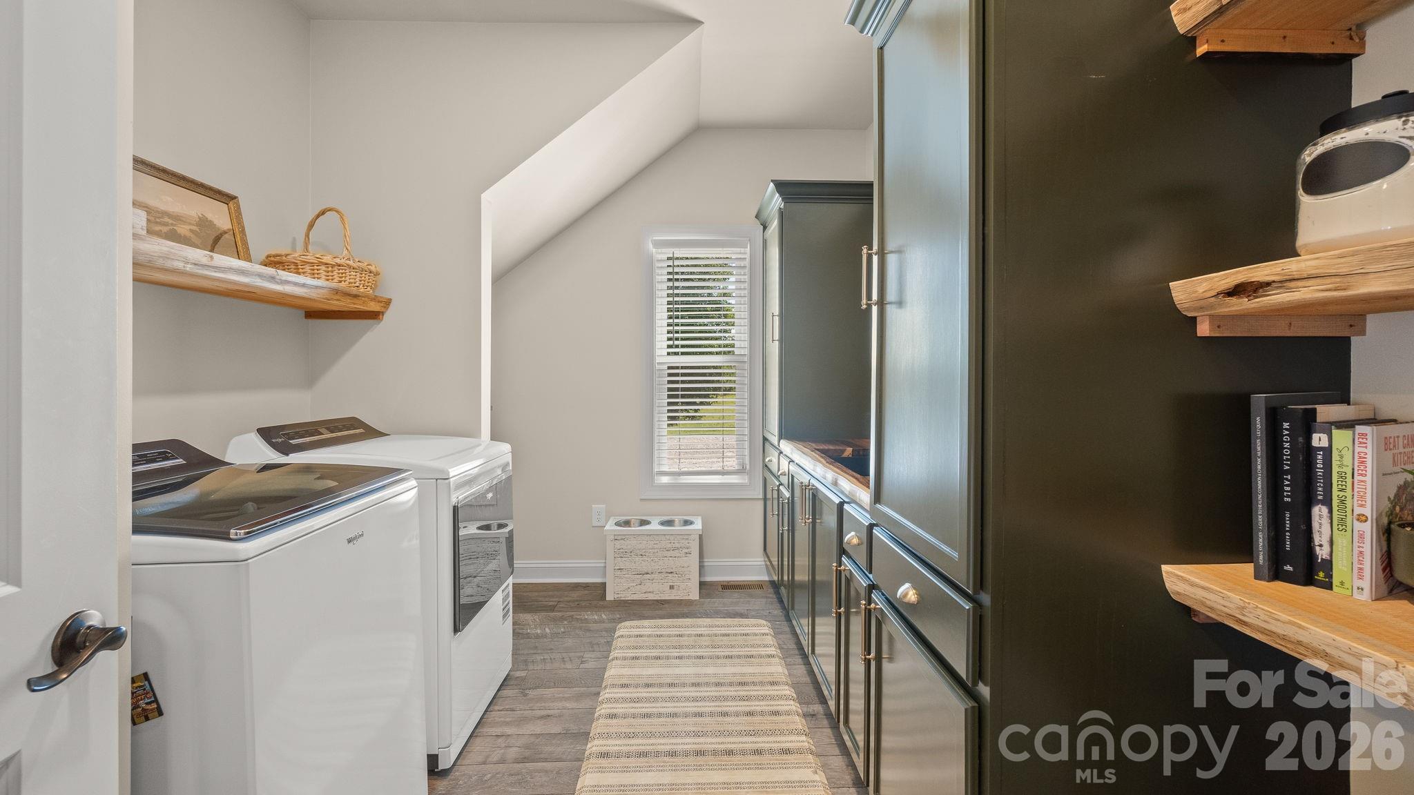 1055 Cedar Grove Road