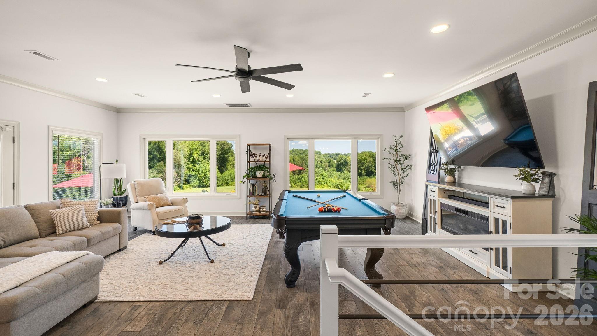 1055 Cedar Grove Road