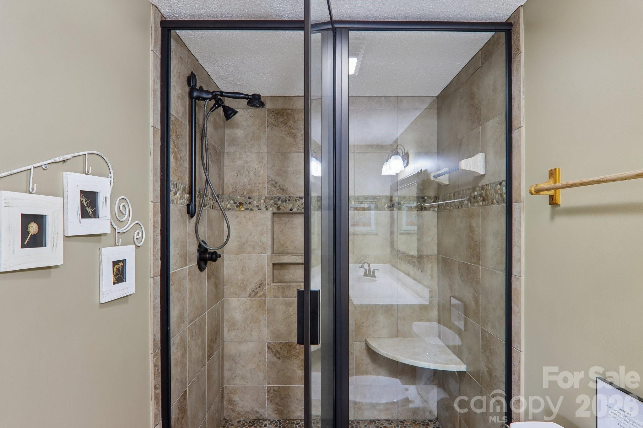 156 Cottage Lane Unit: 13