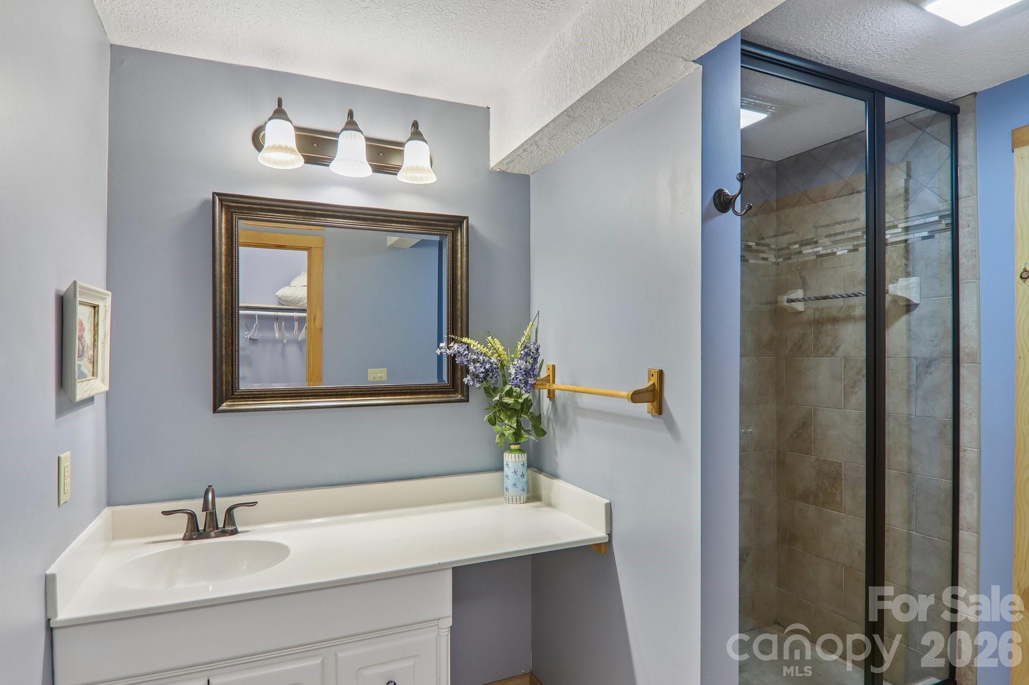 156 Cottage Lane Unit: 13