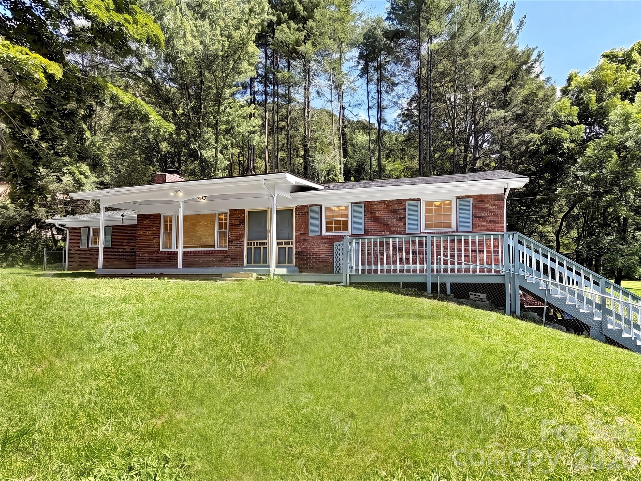 70 Iris Lane