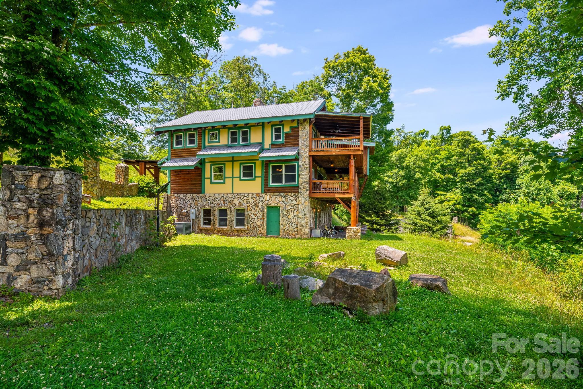 1185 & 1115 Black Bear Drive