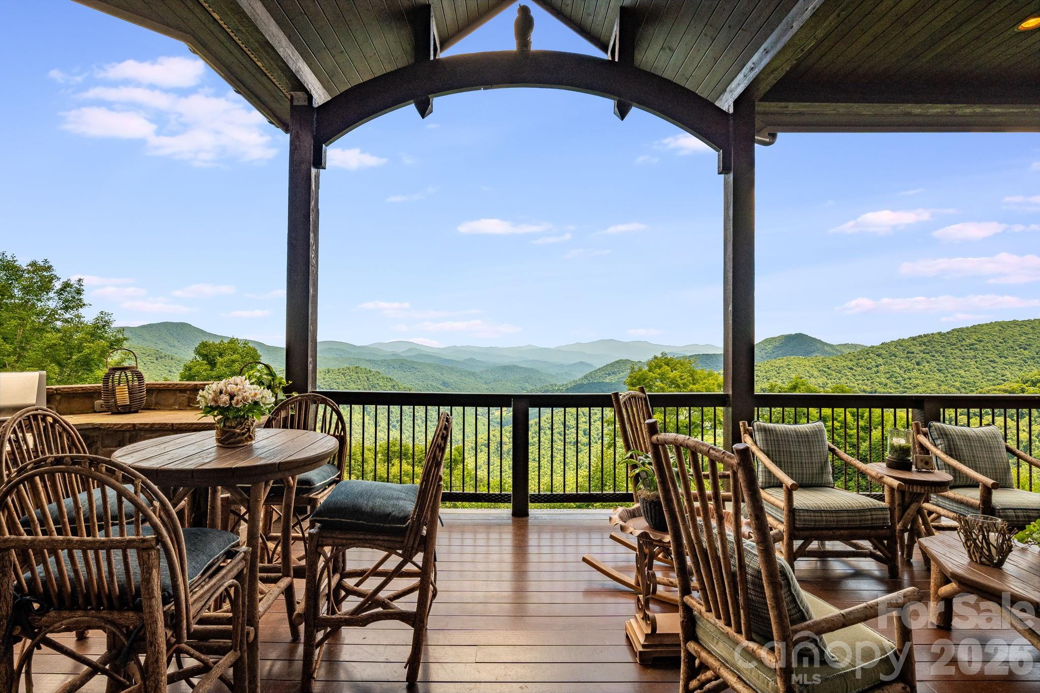 817 Running Cedar Lane Unit: 32