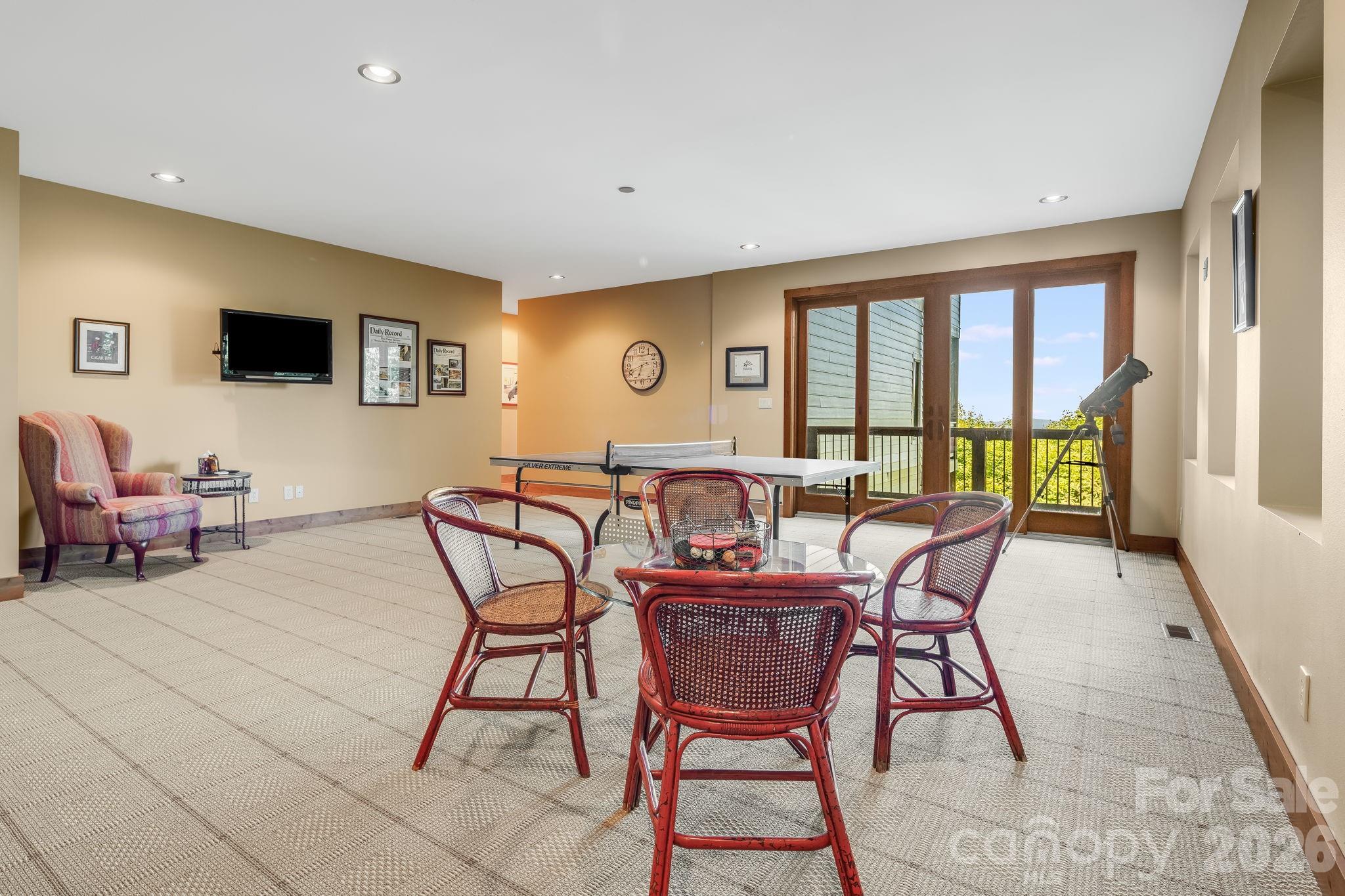 817 Running Cedar Lane Unit: 32