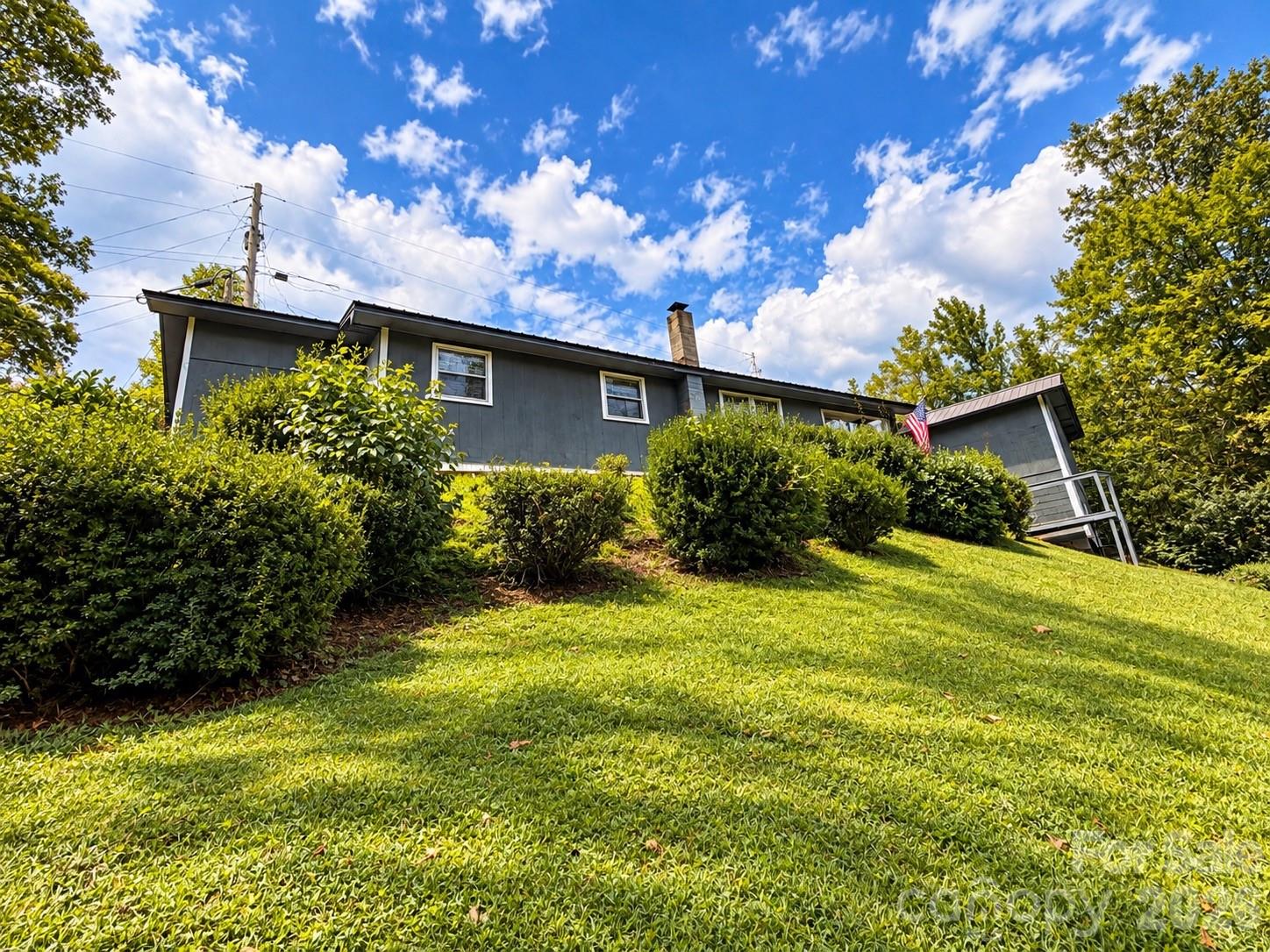 139 N Ridge Drive