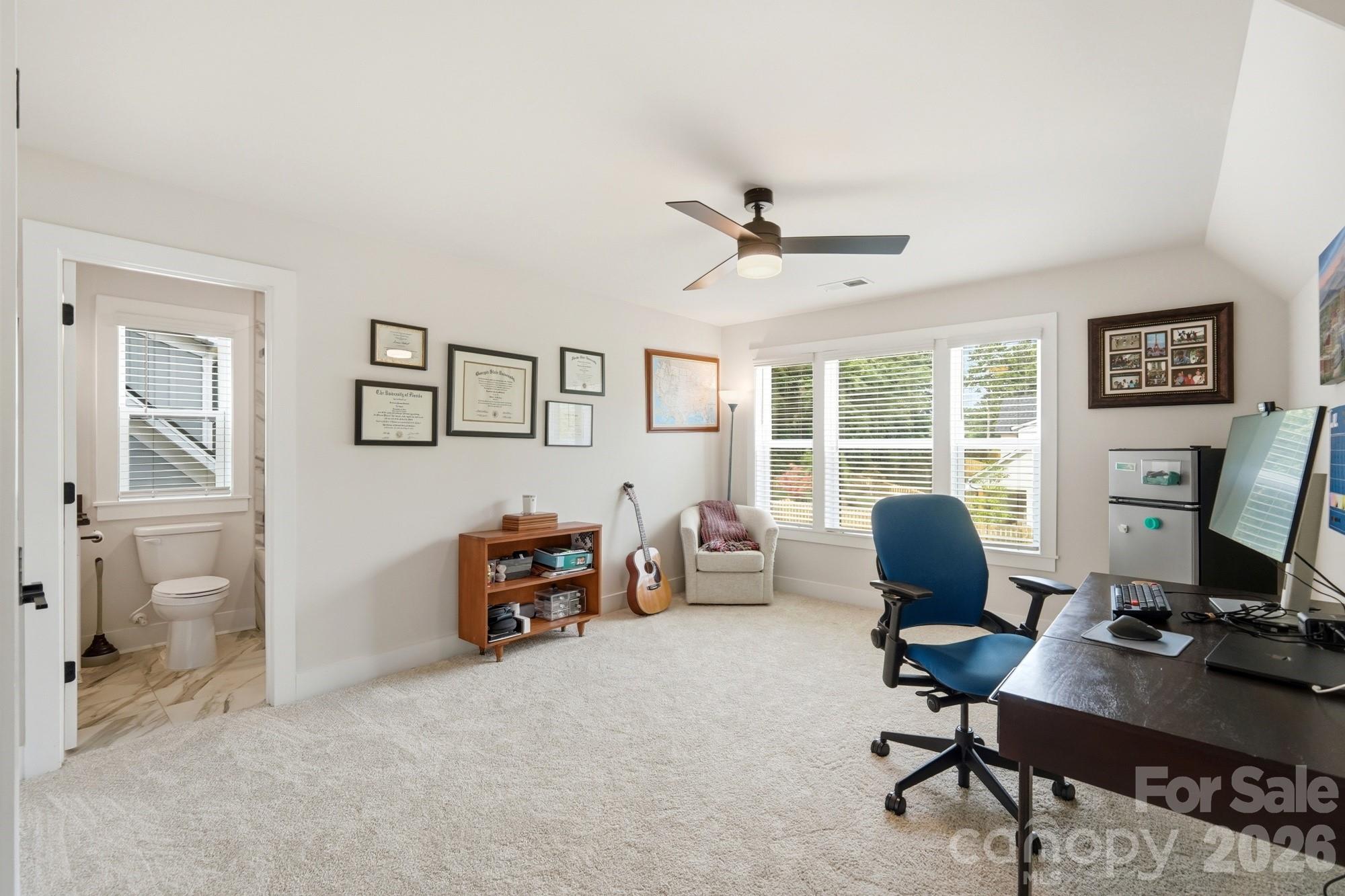 3041 Kinger Lane