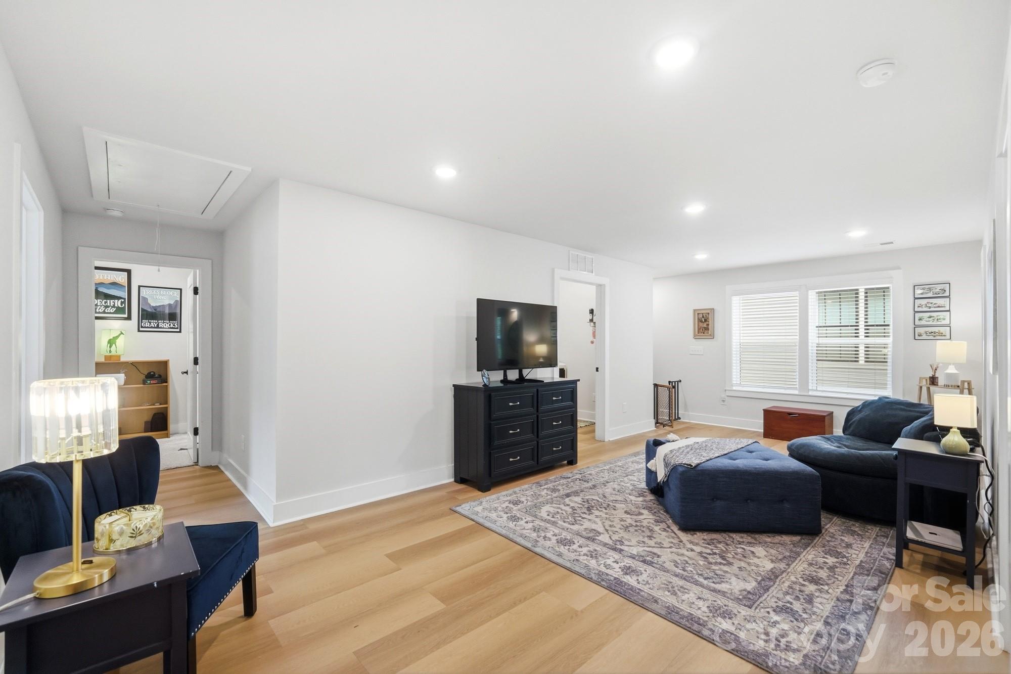 3041 Kinger Lane