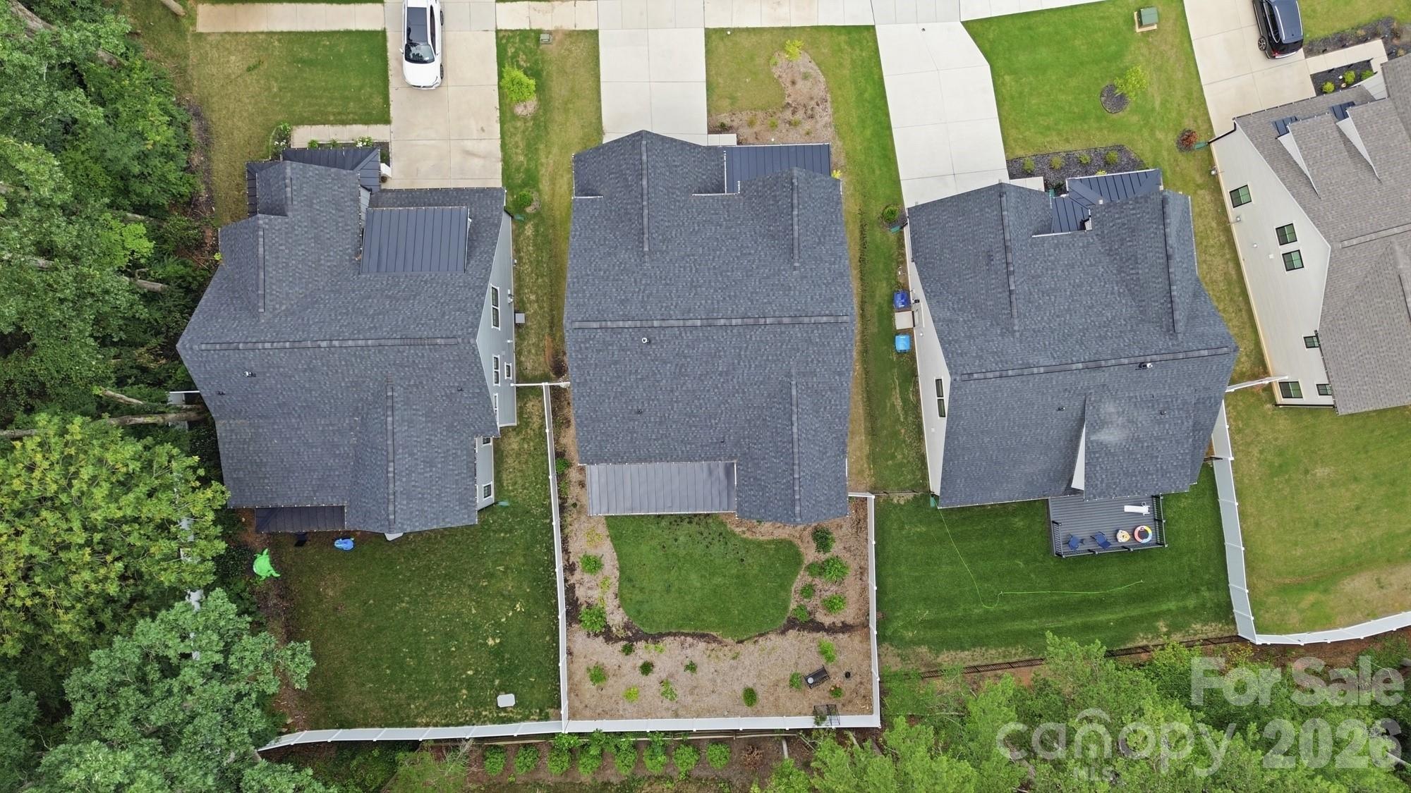3041 Kinger Lane