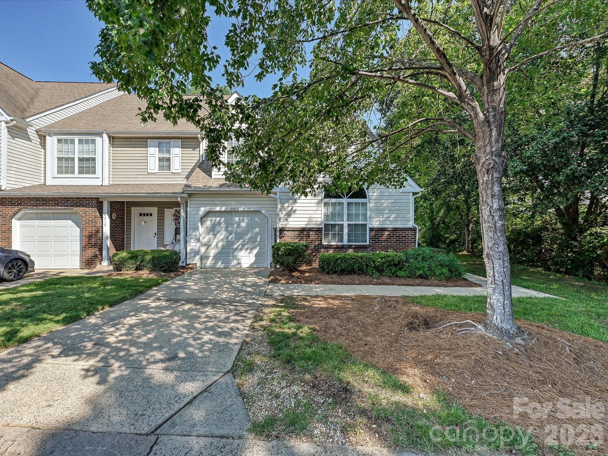 8810 Scotch Heather Way