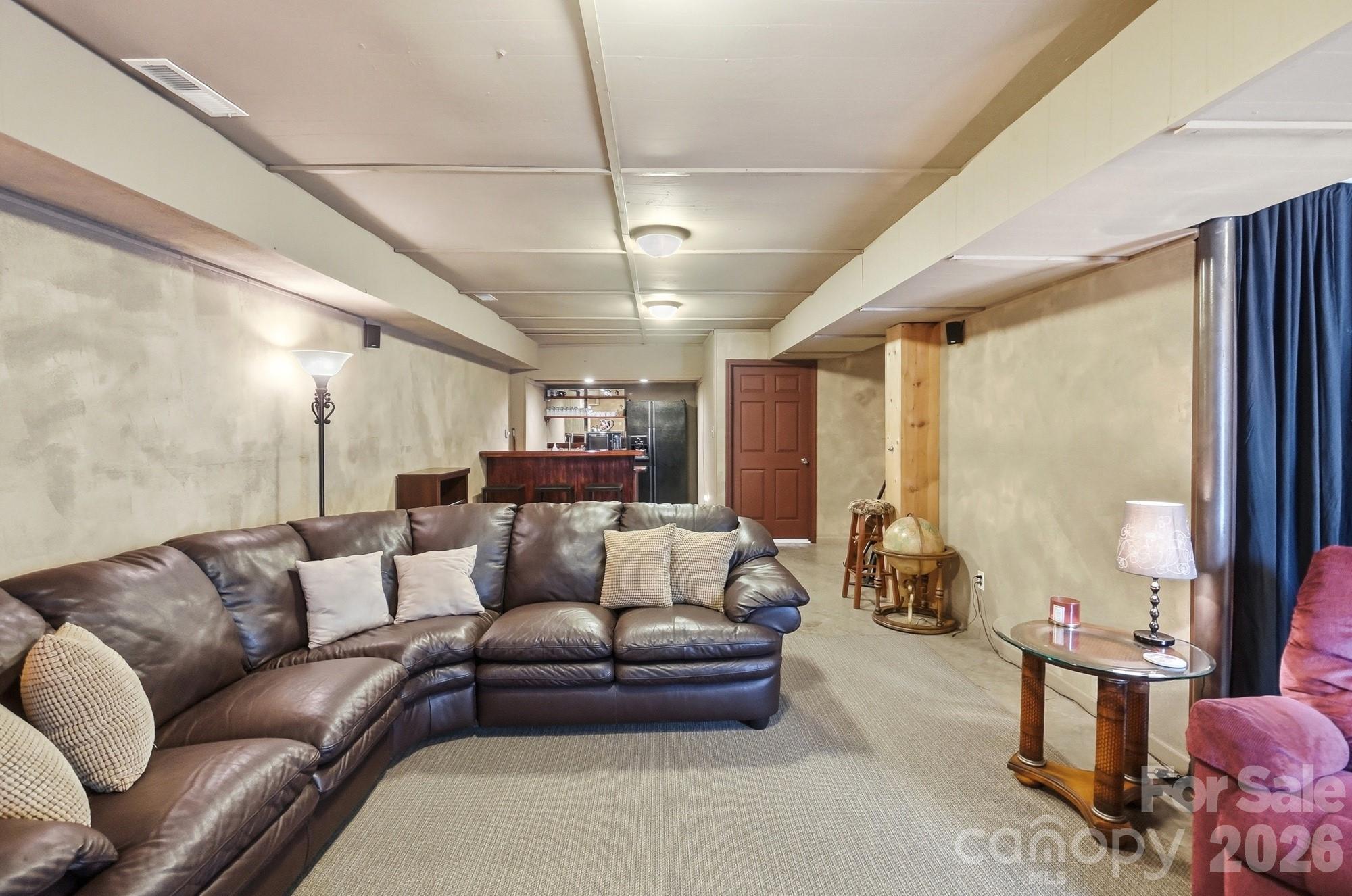 5616 Polk Mountain Drive