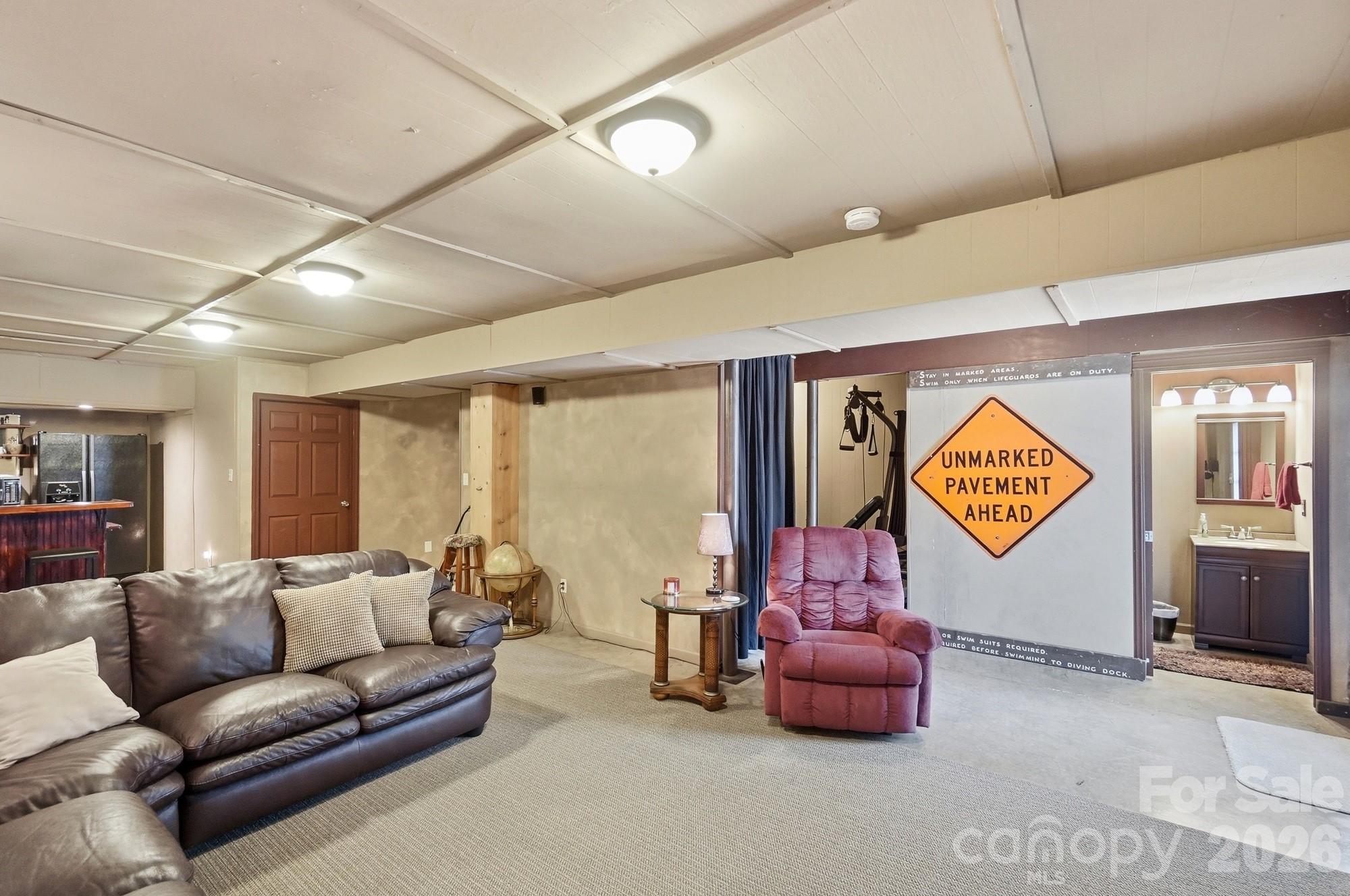 5616 Polk Mountain Drive