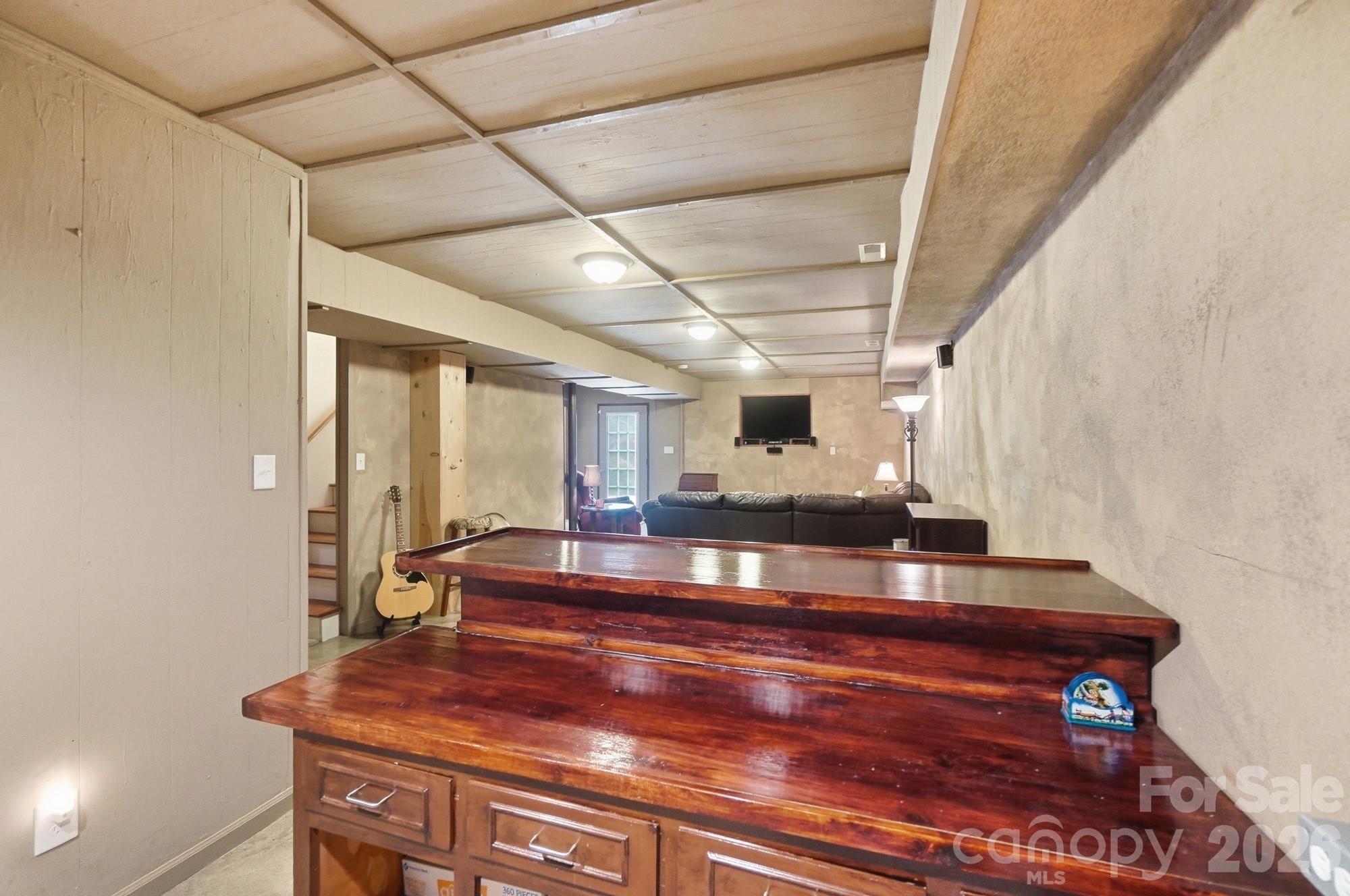 5616 Polk Mountain Drive