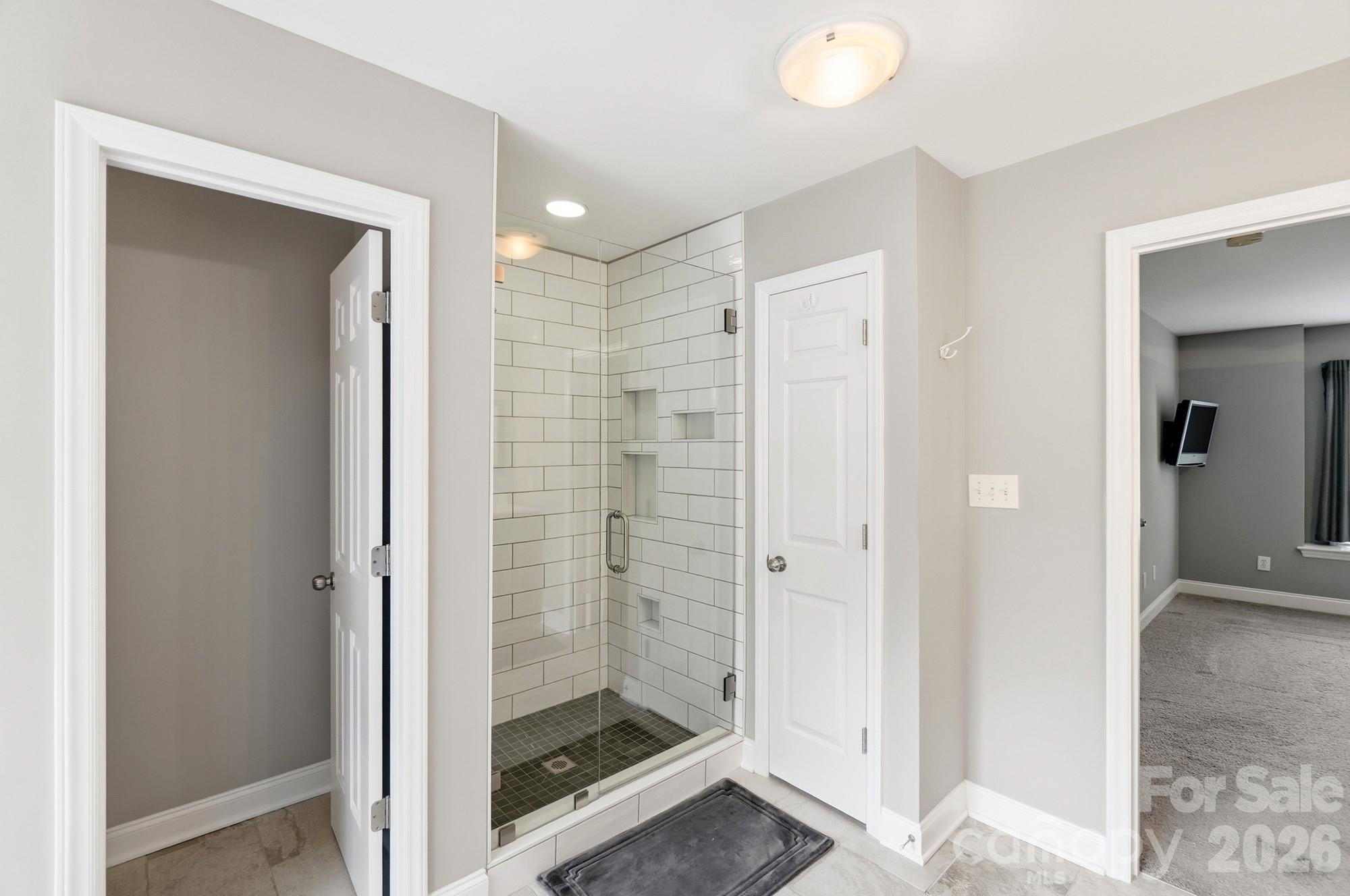 5616 Polk Mountain Drive