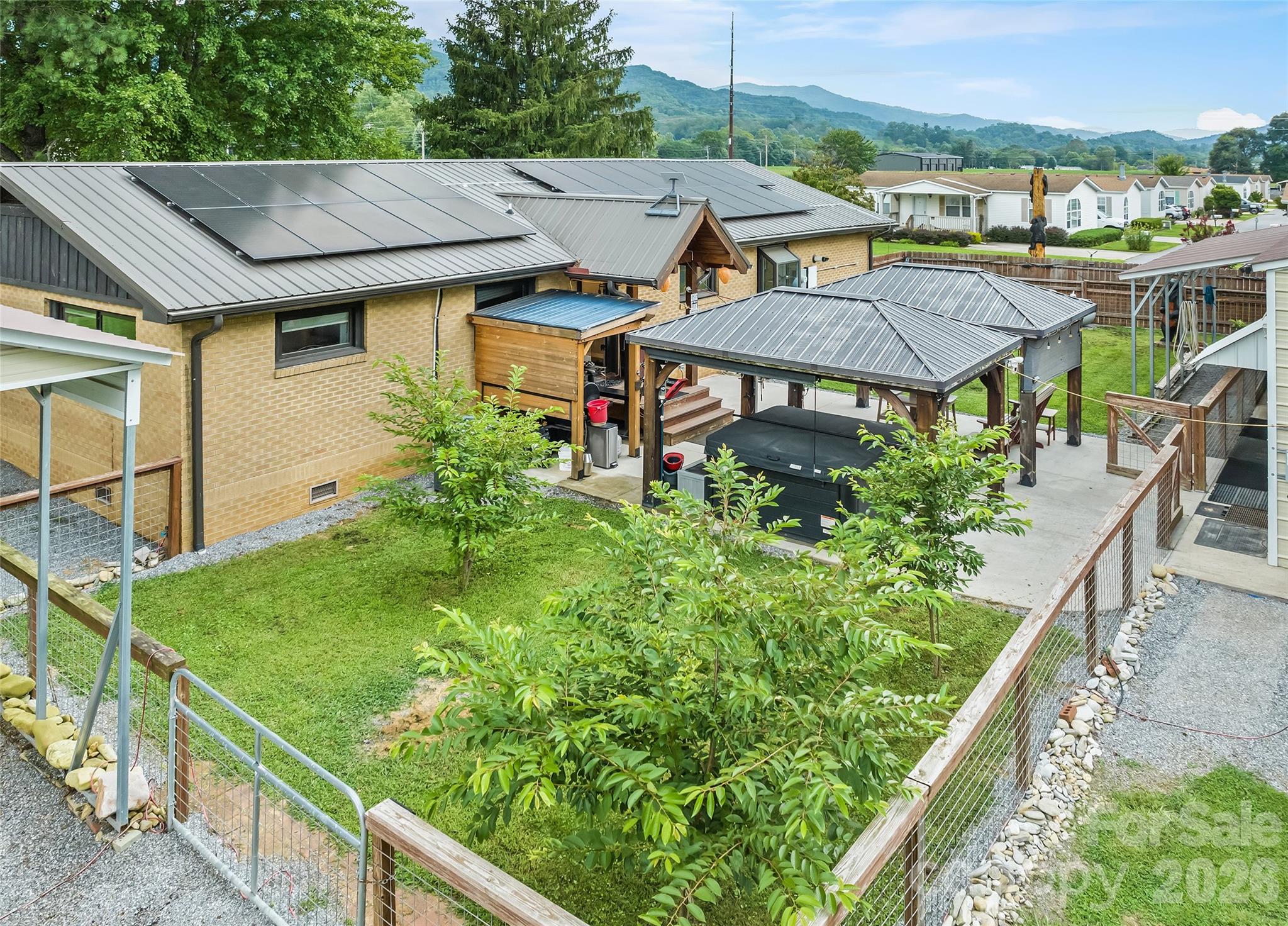 2906 Jonathan Creek Road
