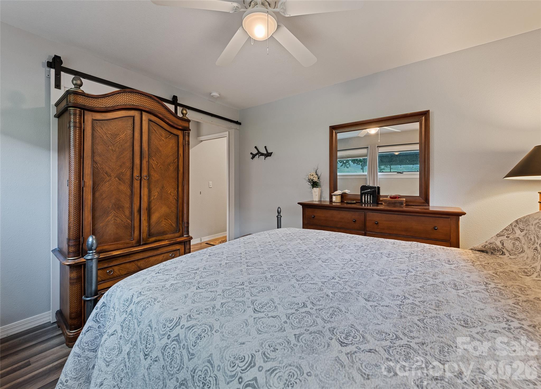 2906 Jonathan Creek Road