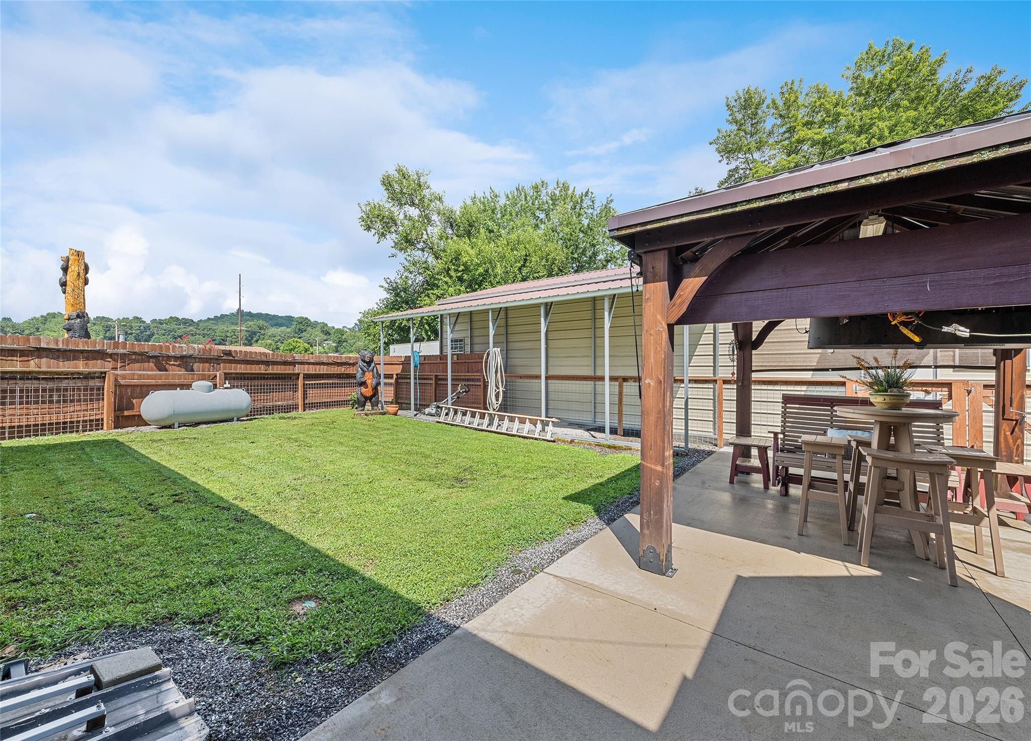 2906 Jonathan Creek Road