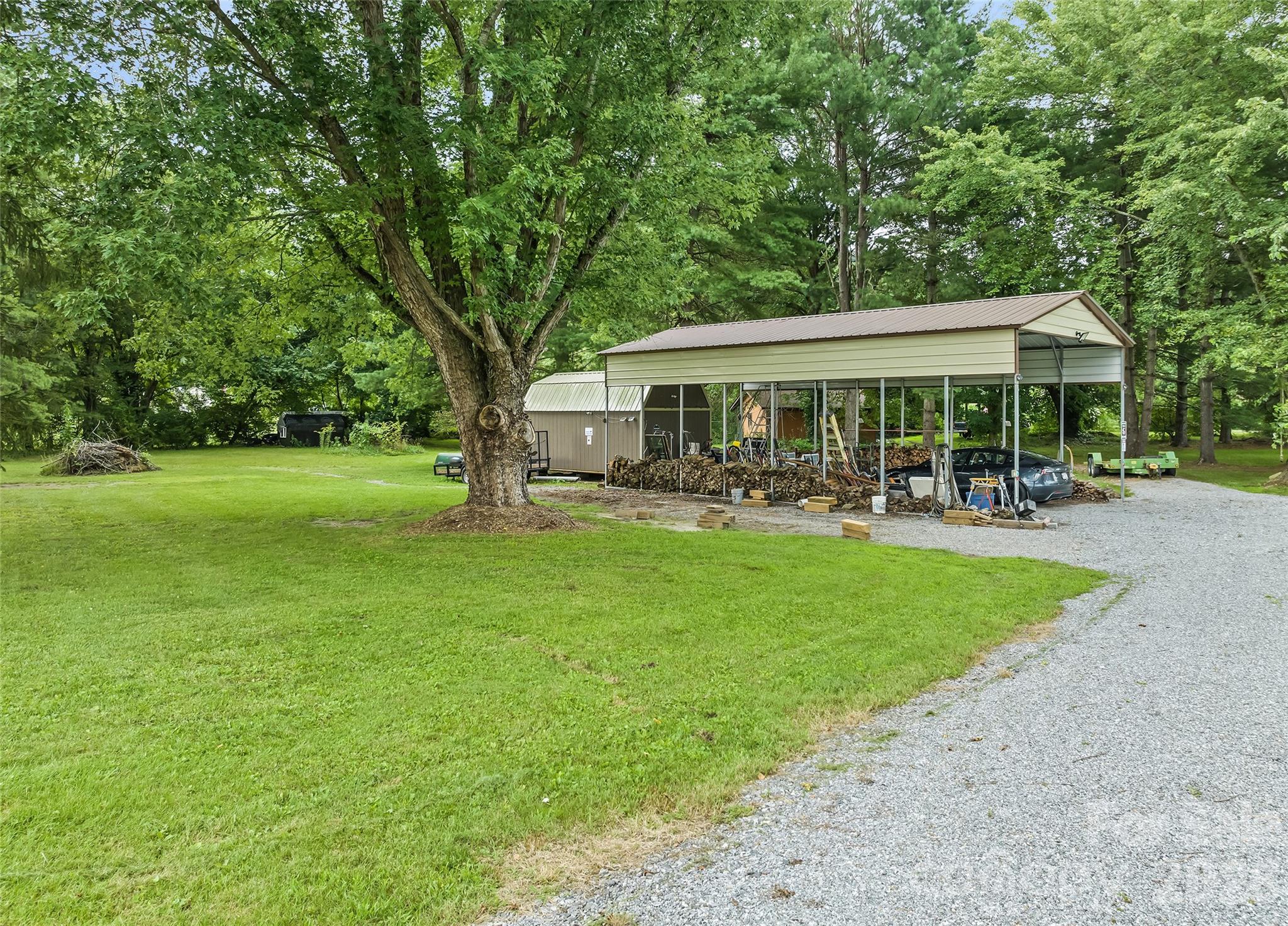 2906 Jonathan Creek Road