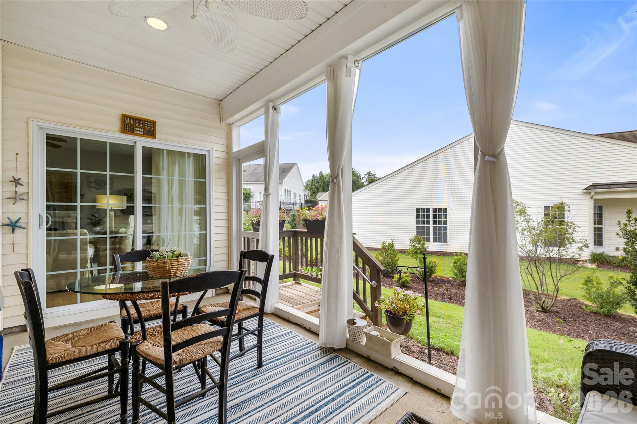 6529 Carolina Commons Drive