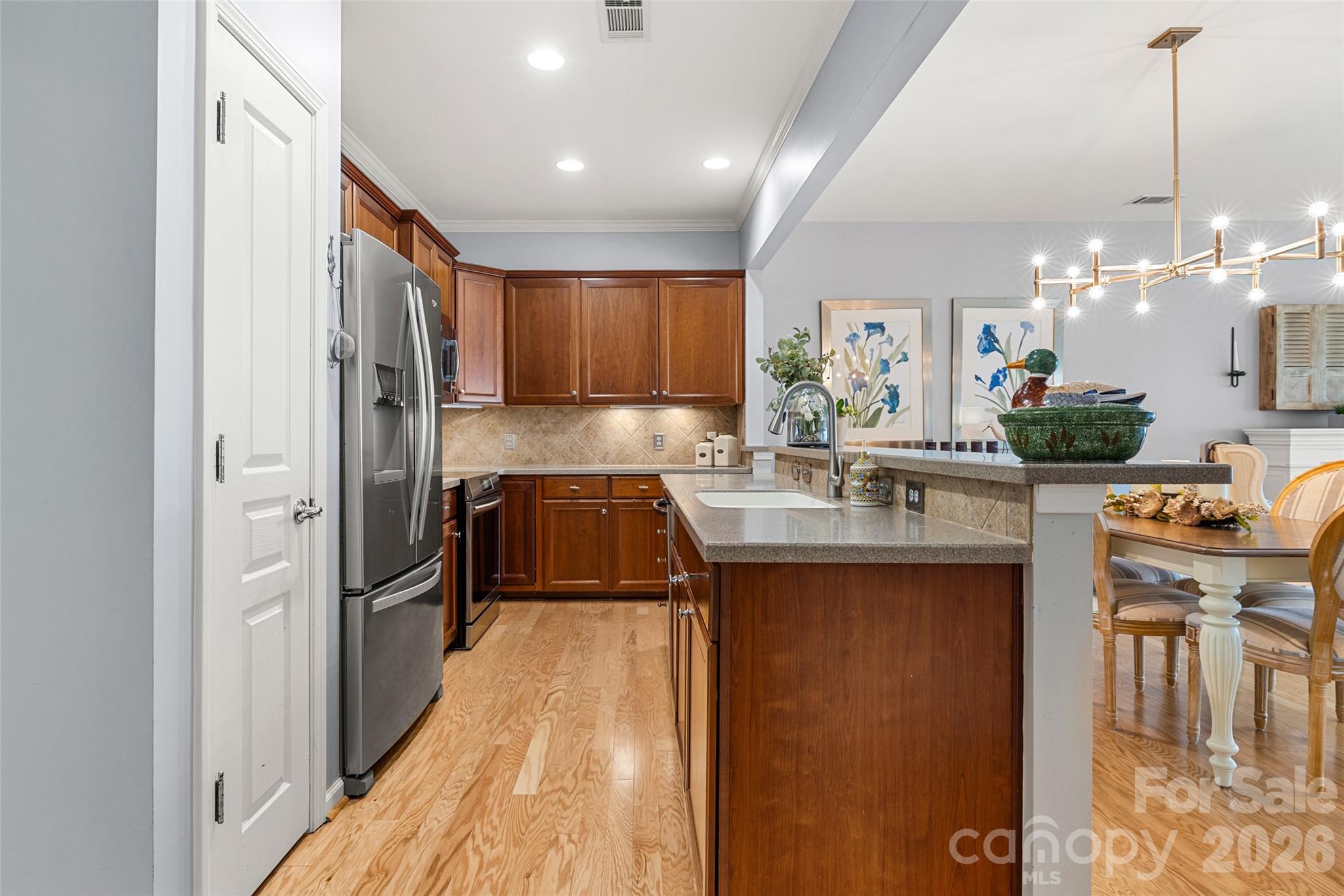6529 Carolina Commons Drive
