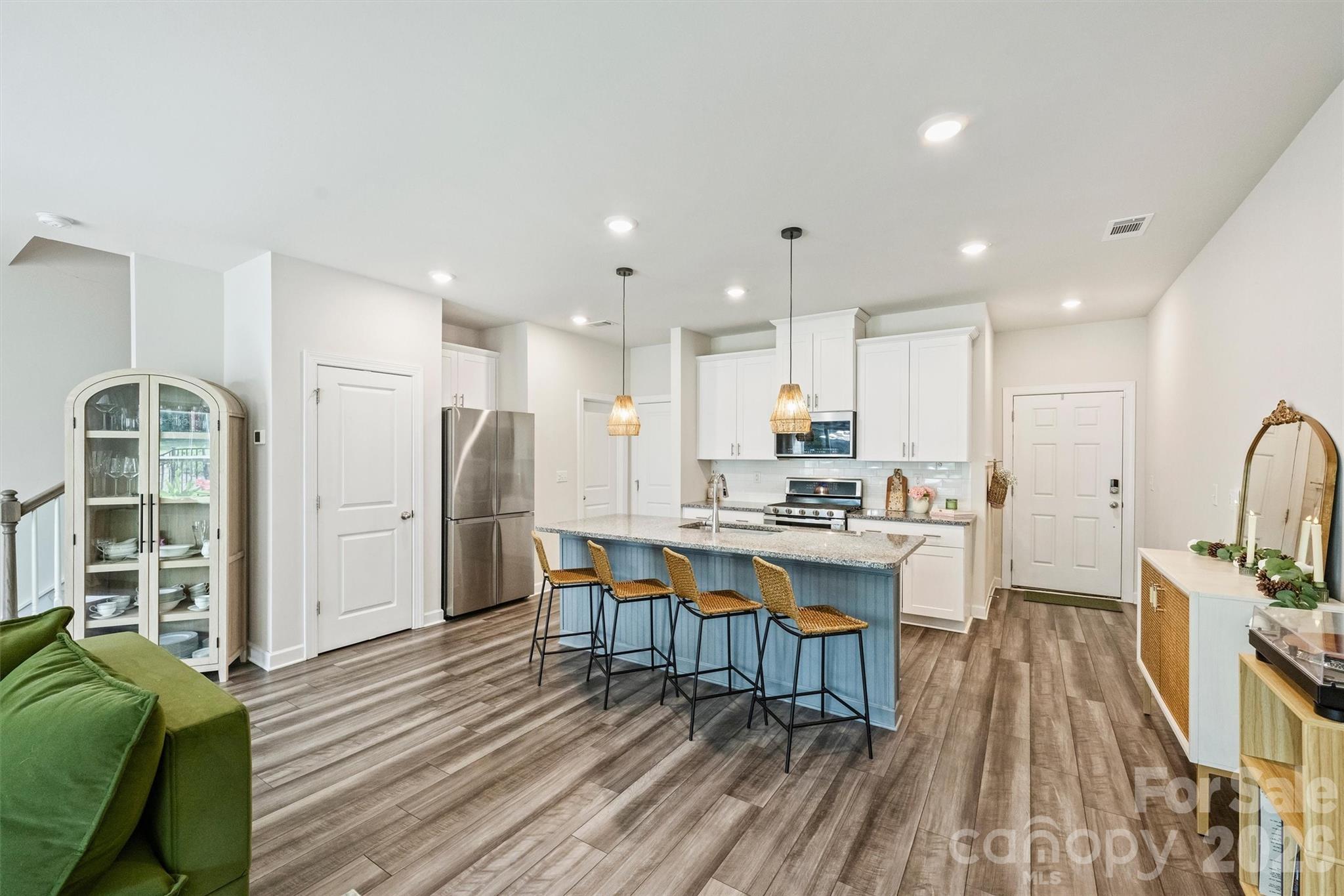 2513 Greenmarket Drive