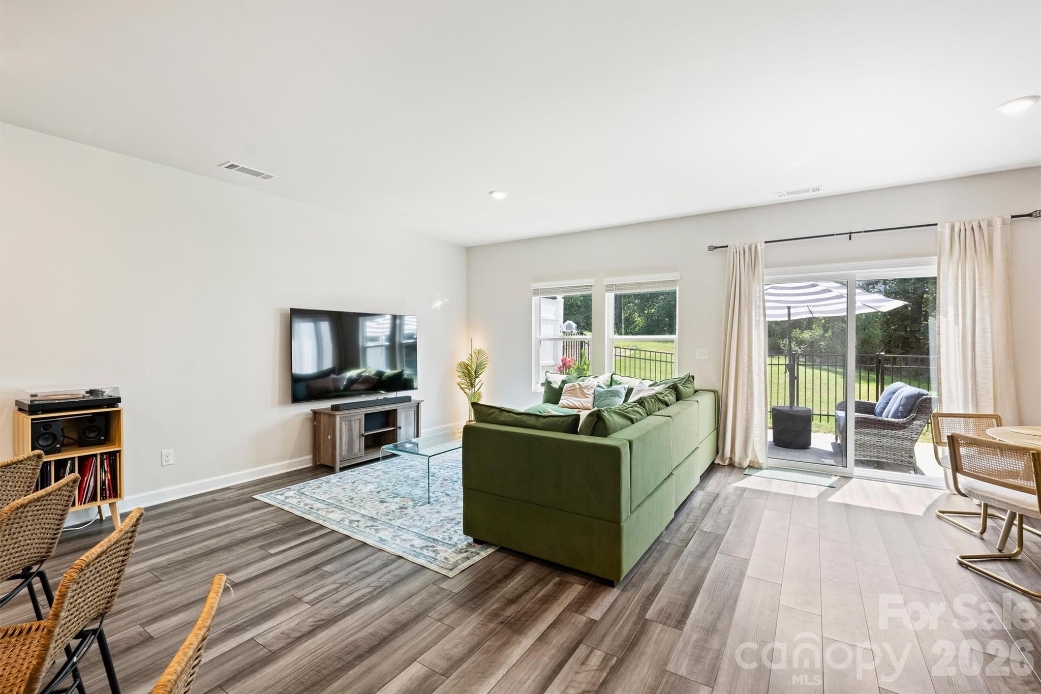 2513 Greenmarket Drive