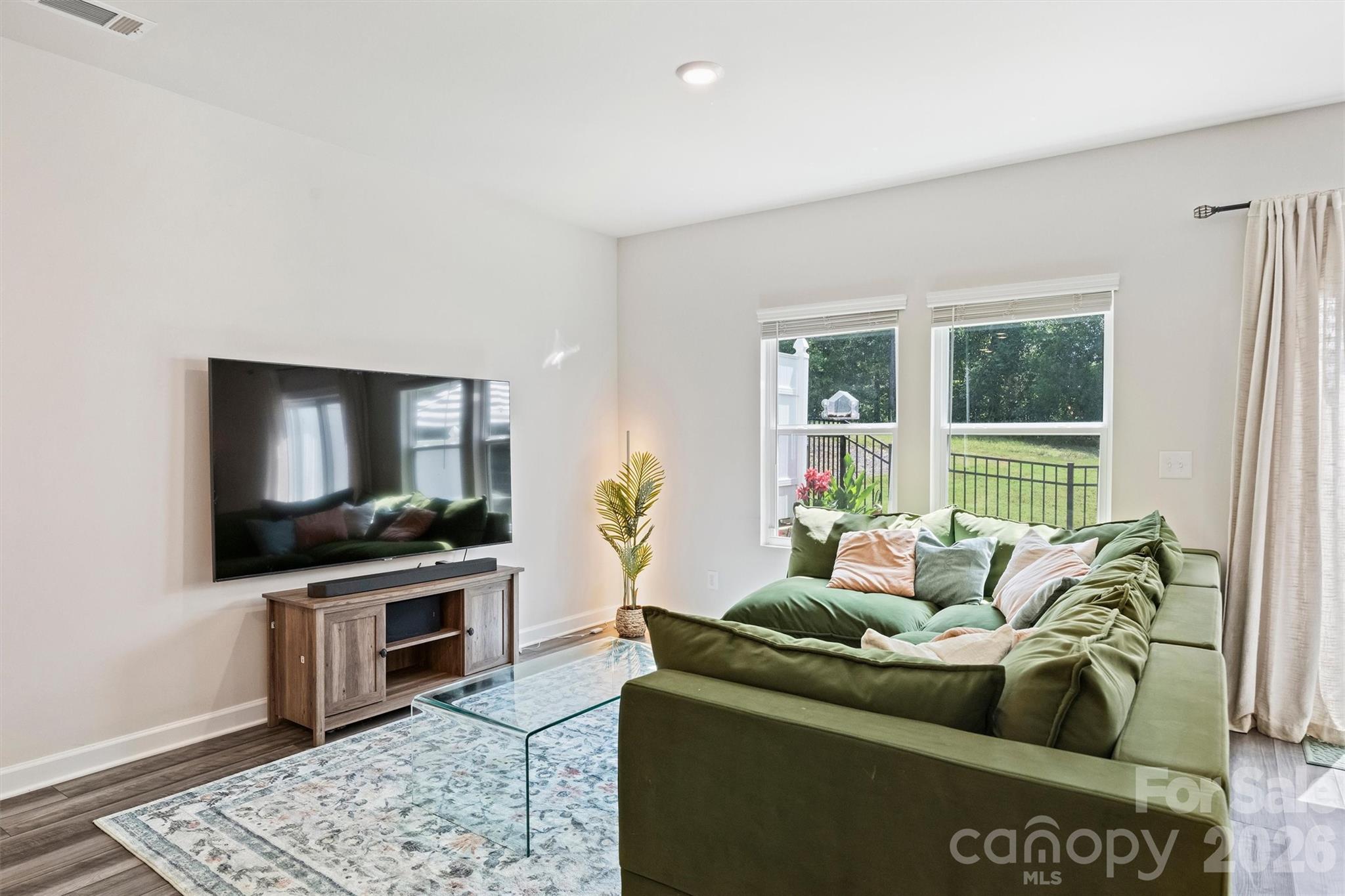 2513 Greenmarket Drive