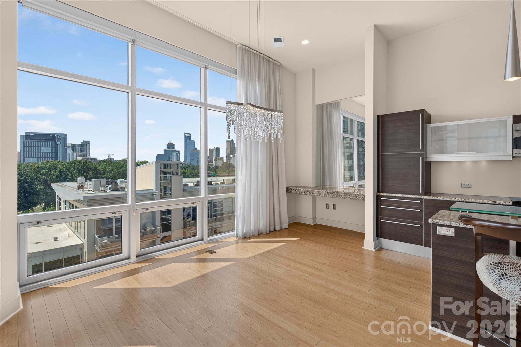 1133 Metropolitan Avenue Unit: 617