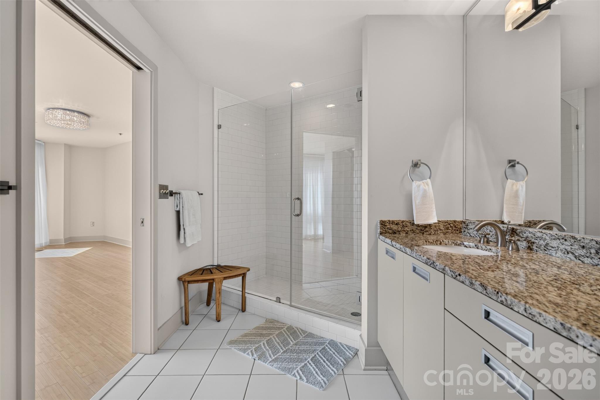 1133 Metropolitan Avenue Unit: 617