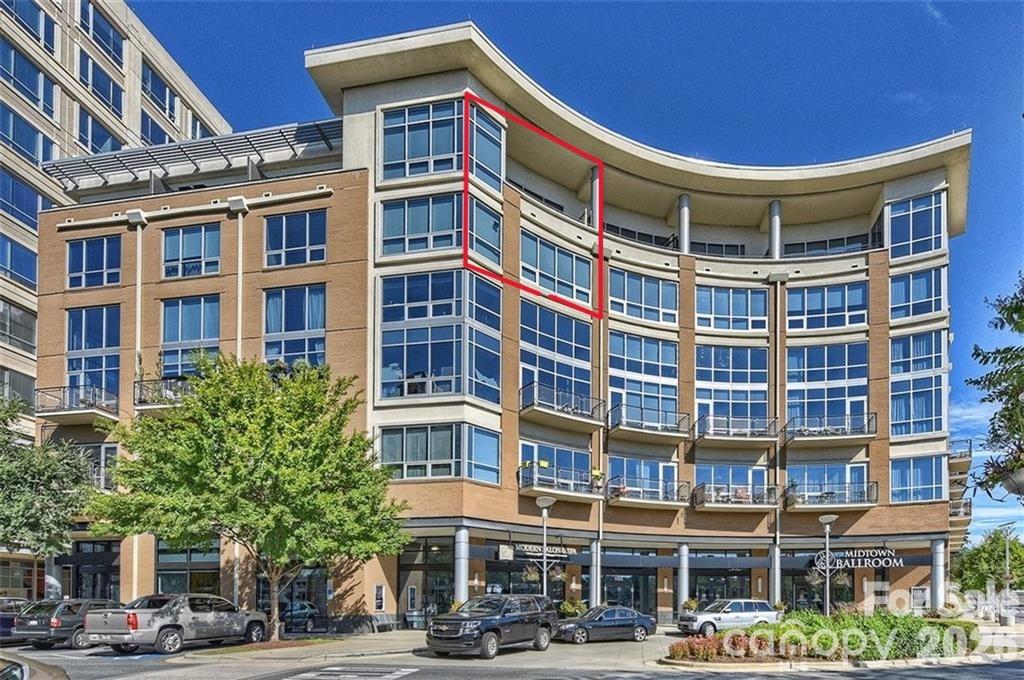 1133 Metropolitan Avenue Unit: 617