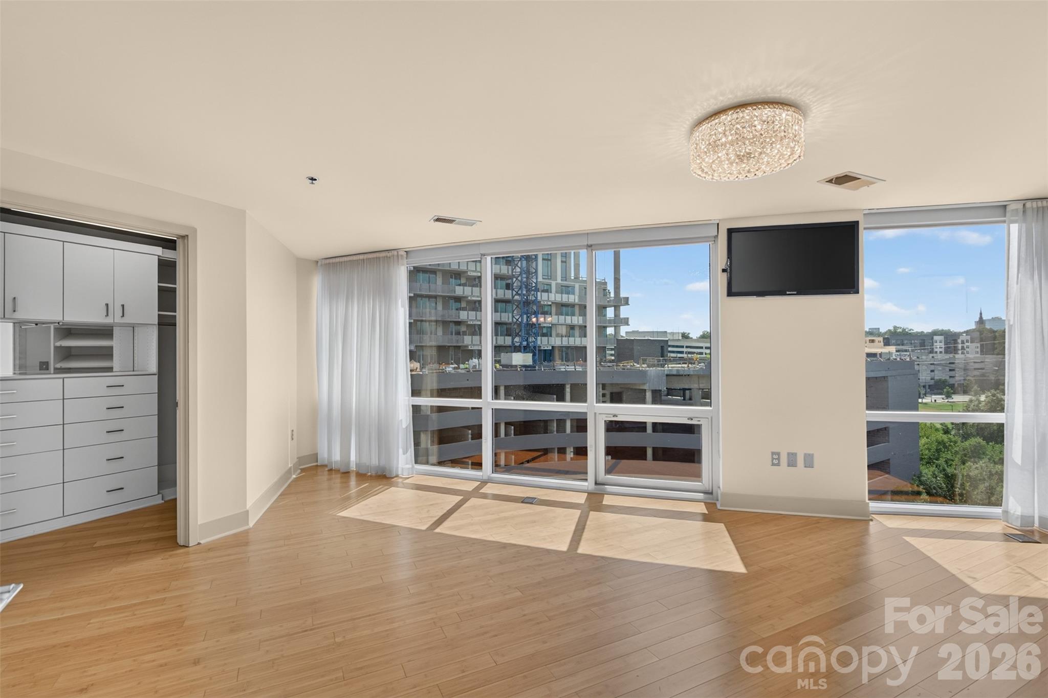 1133 Metropolitan Avenue Unit: 617