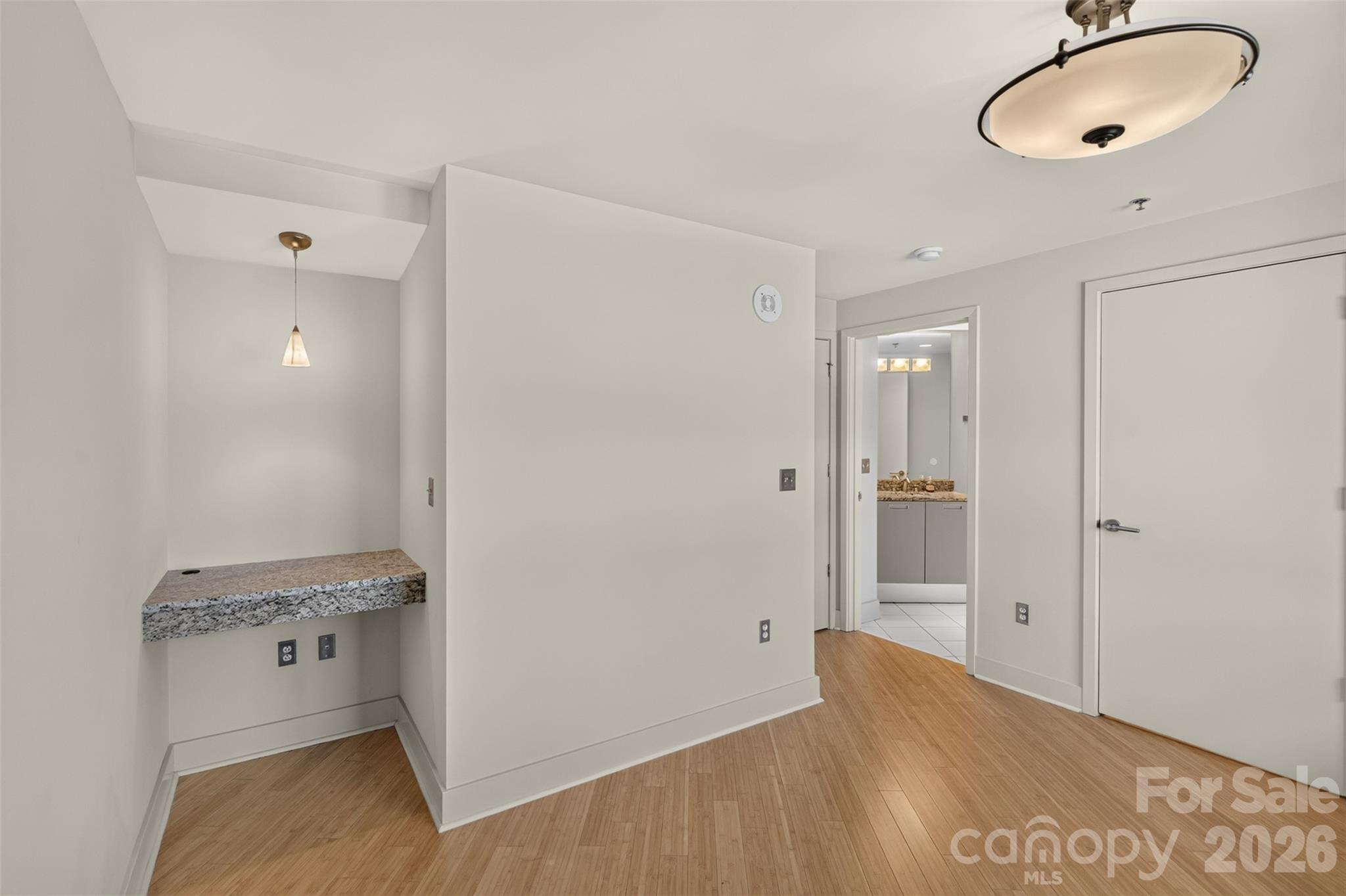 1133 Metropolitan Avenue Unit: 617