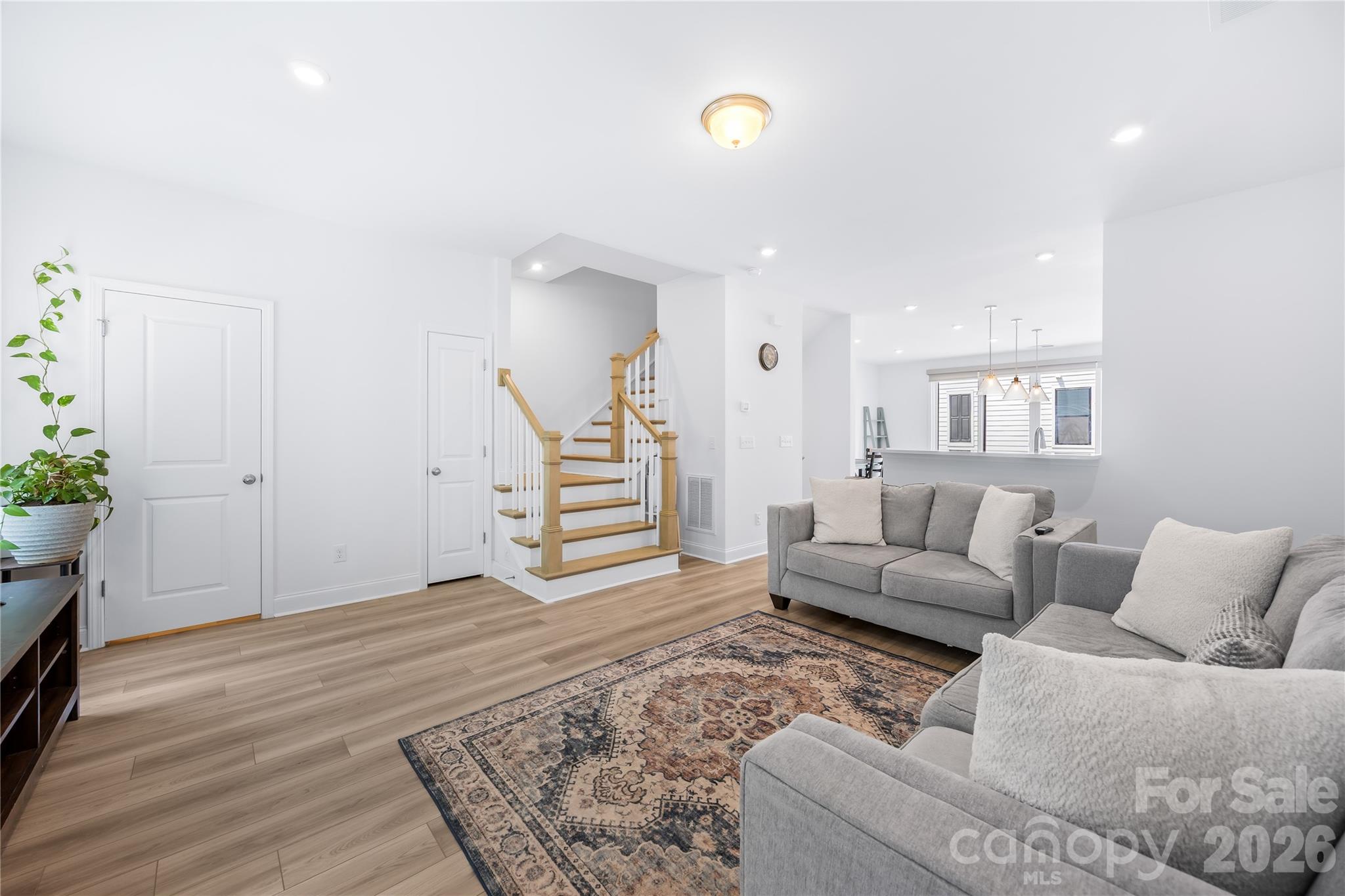 12133 Storm Lane