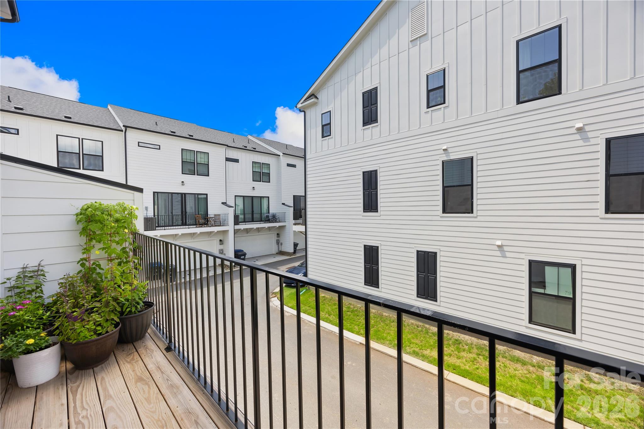 12133 Storm Lane