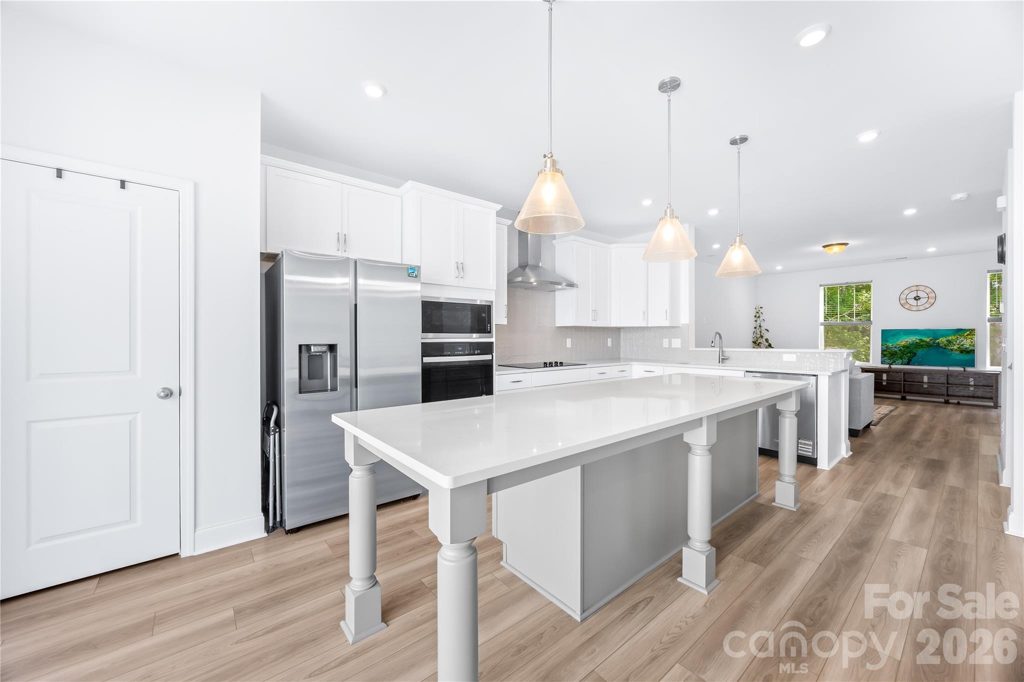 12133 Storm Lane