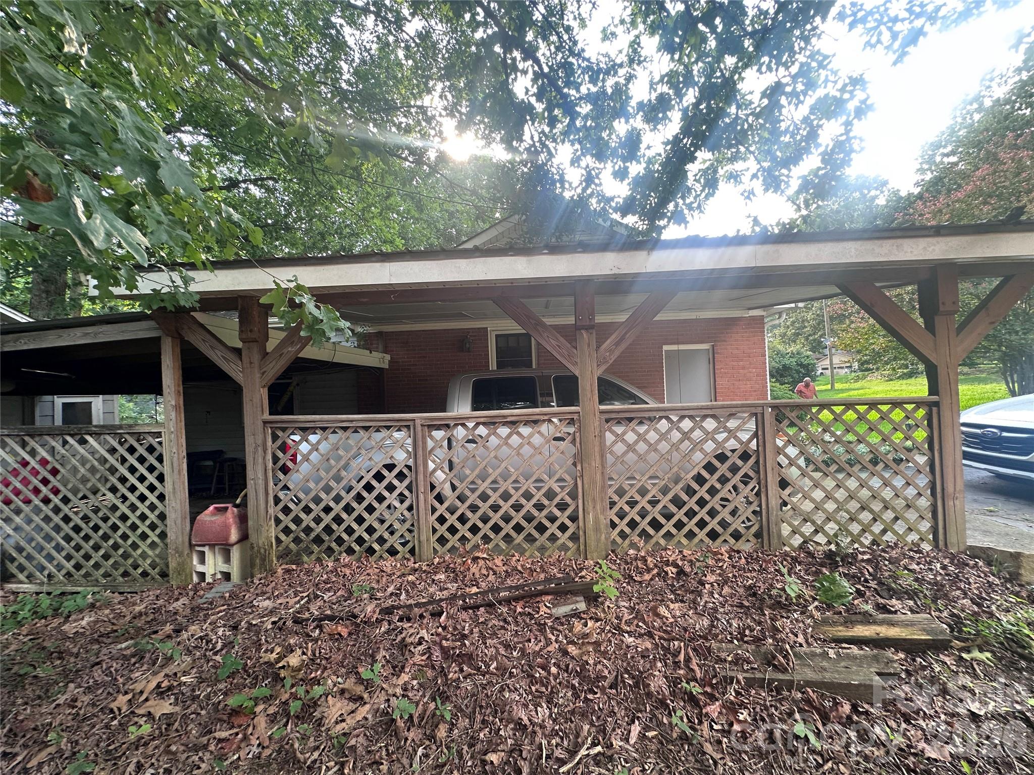 7216 Lockmont Drive