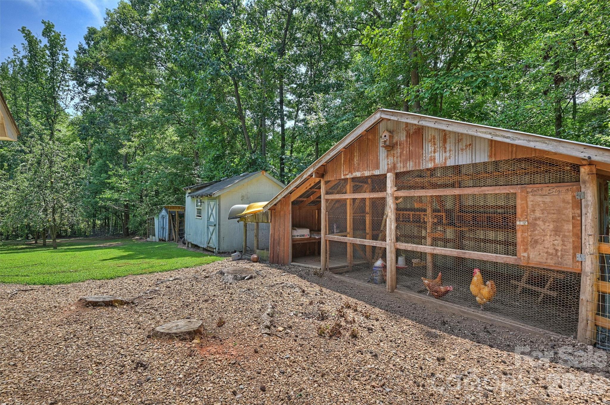 1213 Diana Lee Lane