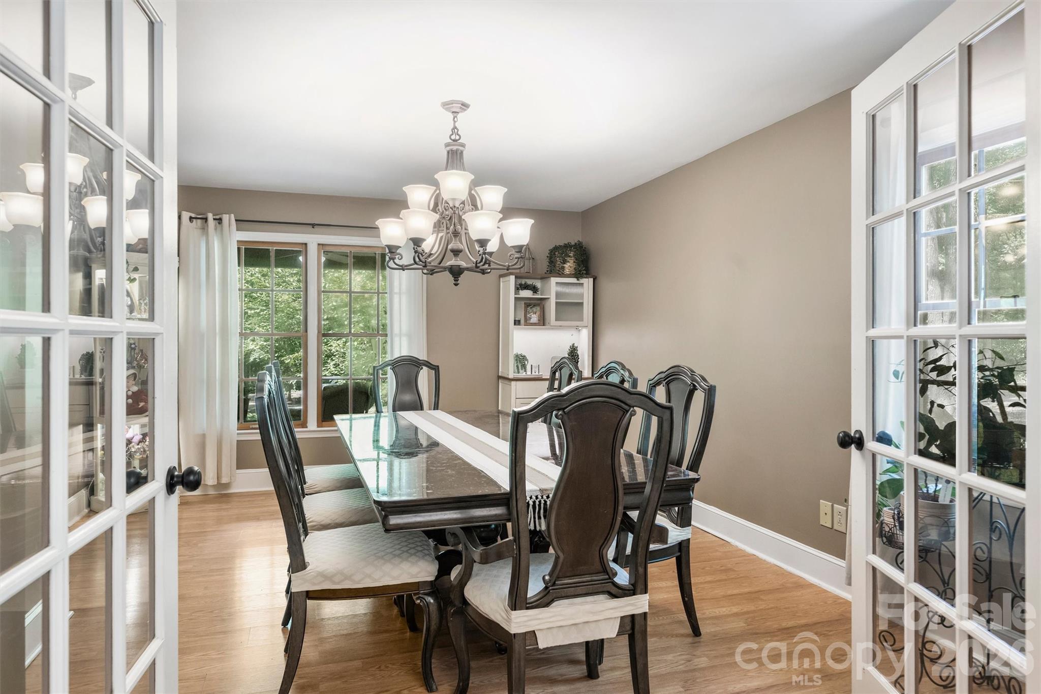1213 Diana Lee Lane