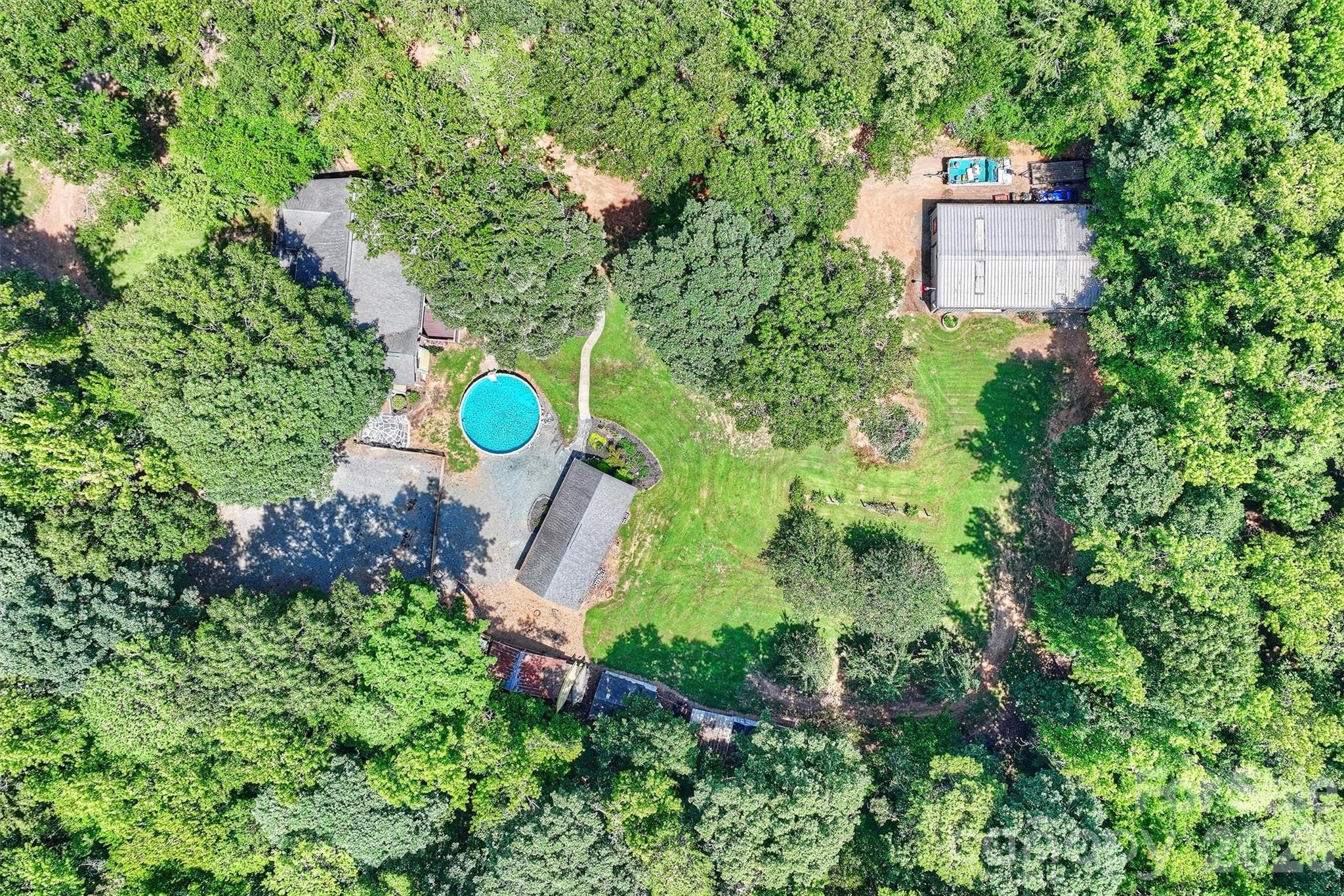 1213 Diana Lee Lane