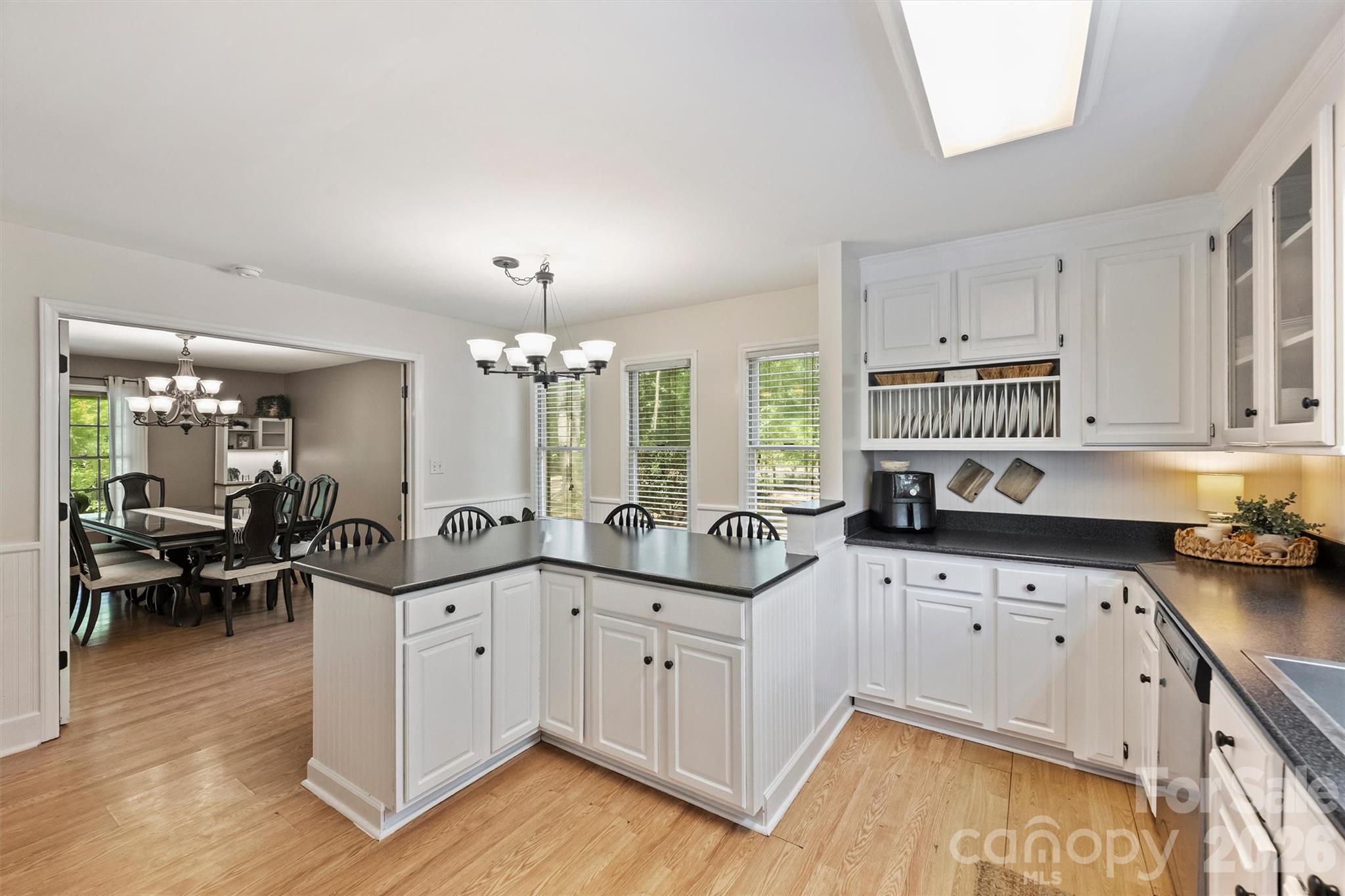 1213 Diana Lee Lane