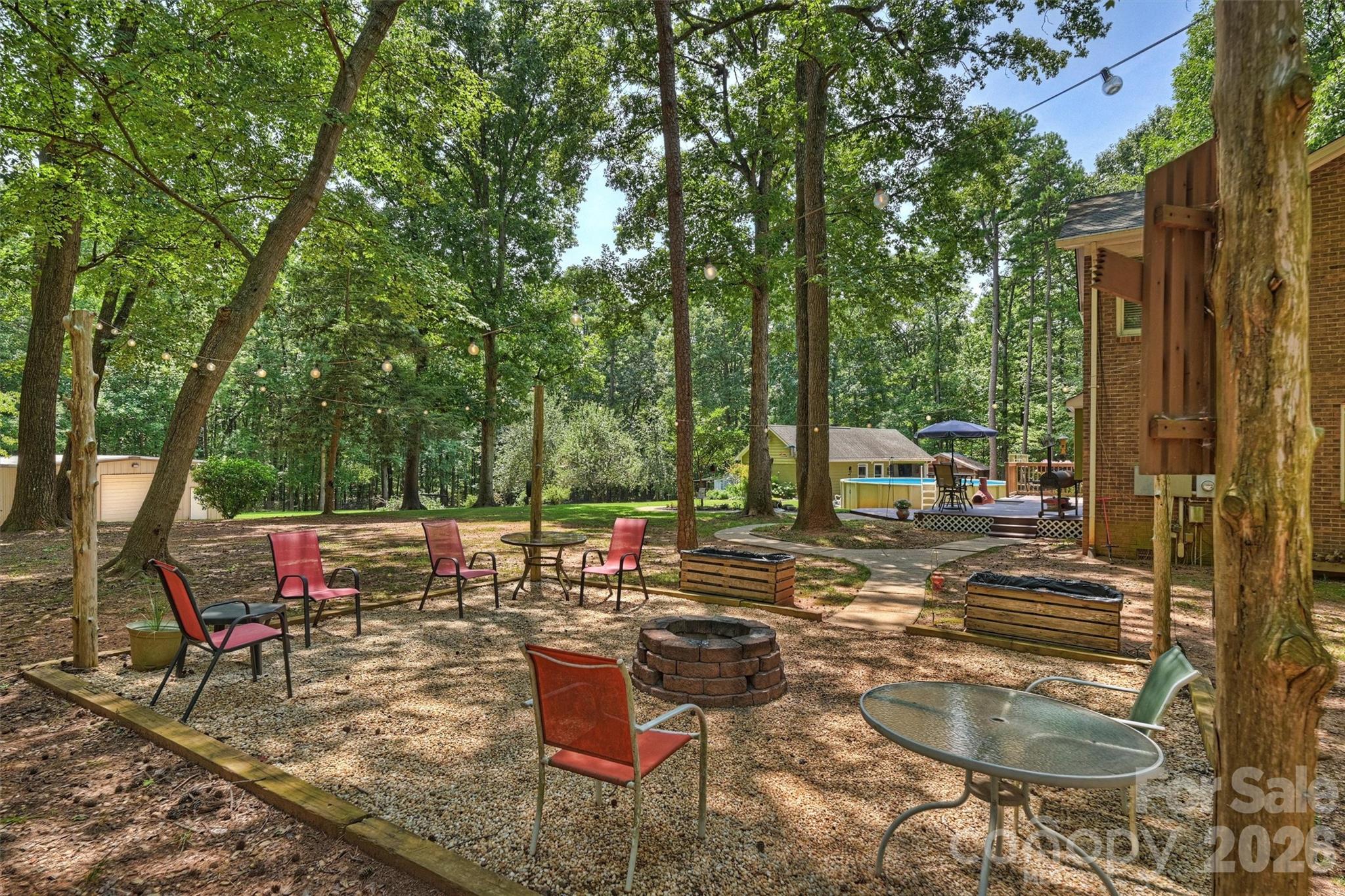 1213 Diana Lee Lane